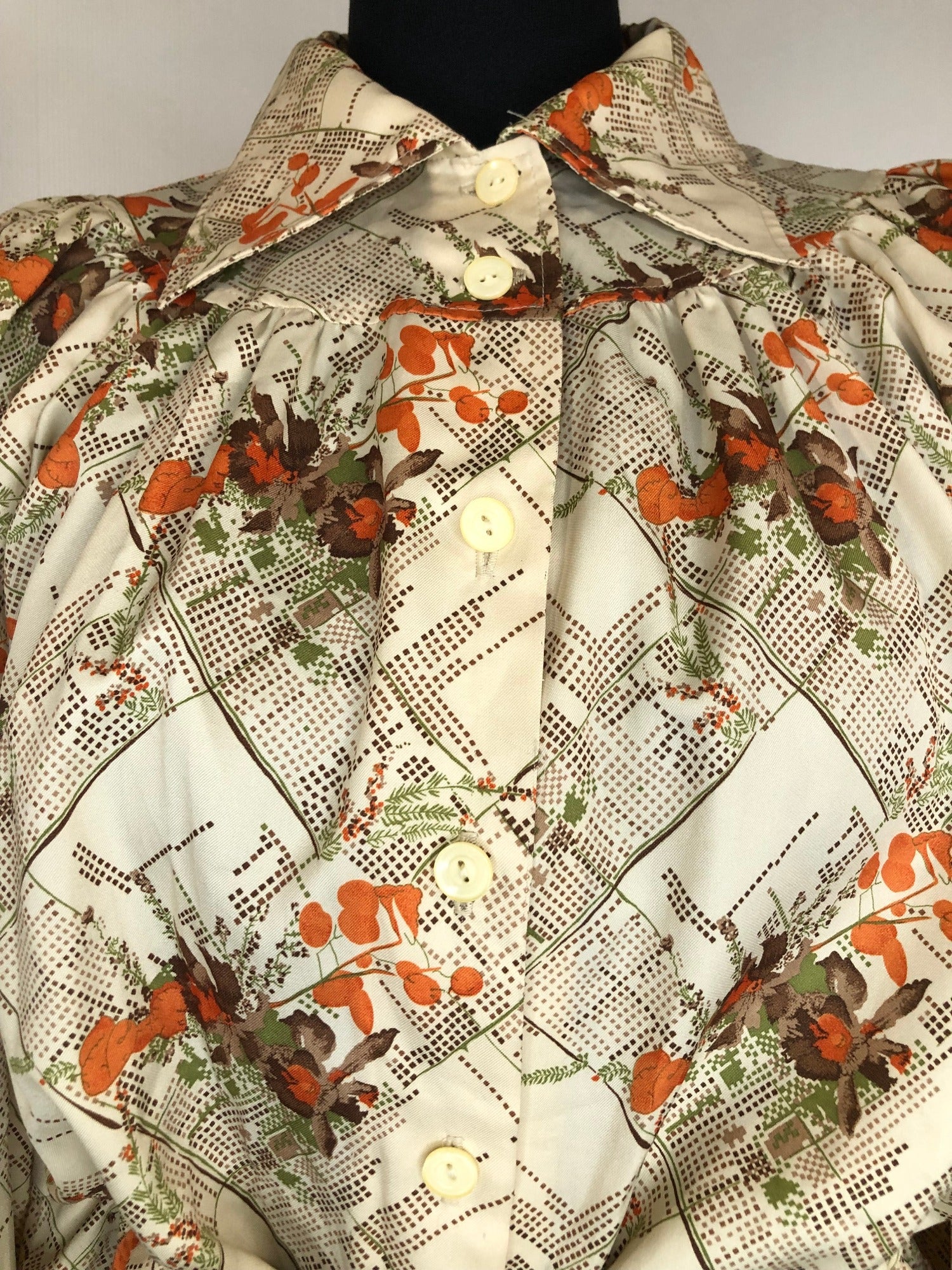 womens  vintage  top  peplum  floral print  drawstring waist  blouse  beige  balloon sleeves  balloon sleeve  70s  1970s  10