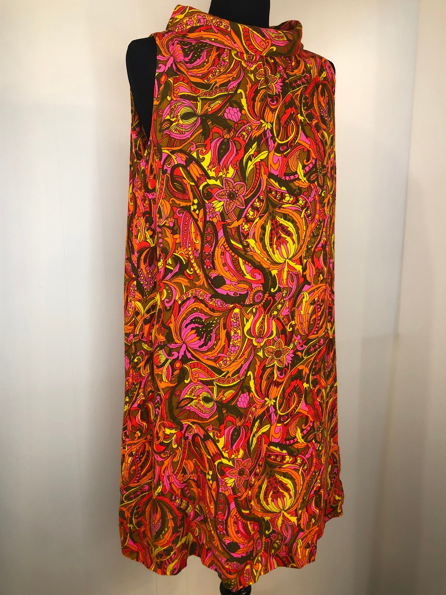 womens  vintage  summer dress  summer  stitch detail  sleevless  roll neck  retro  polyester  pink  Orange  multi  dress  back zip  60s  1960s