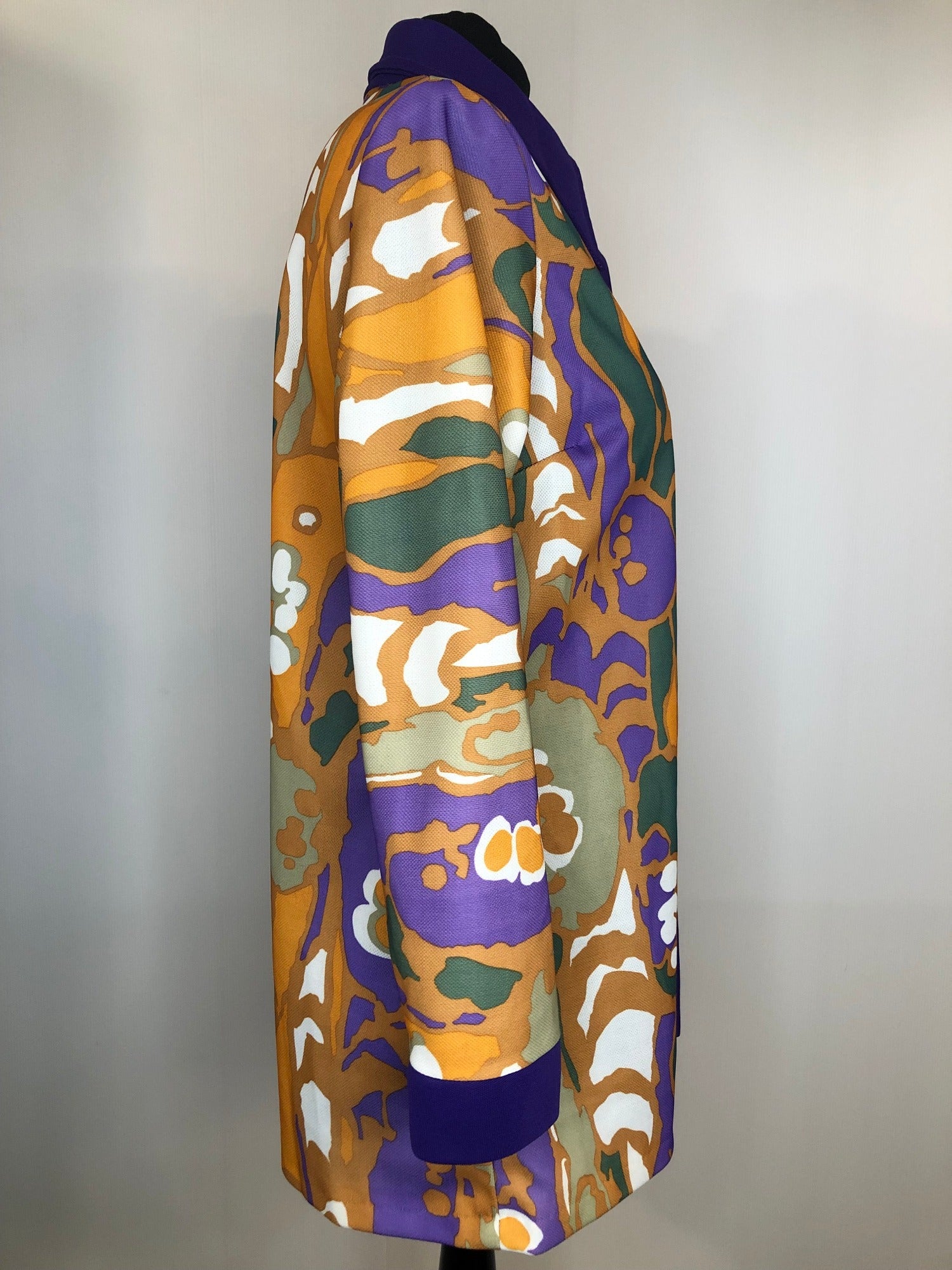 womens shirt  womens  vintage  Urban Village Vintage  top  Orange  MOD  Long sleeved top  dagger collar  blouse  big collar  70  1970s