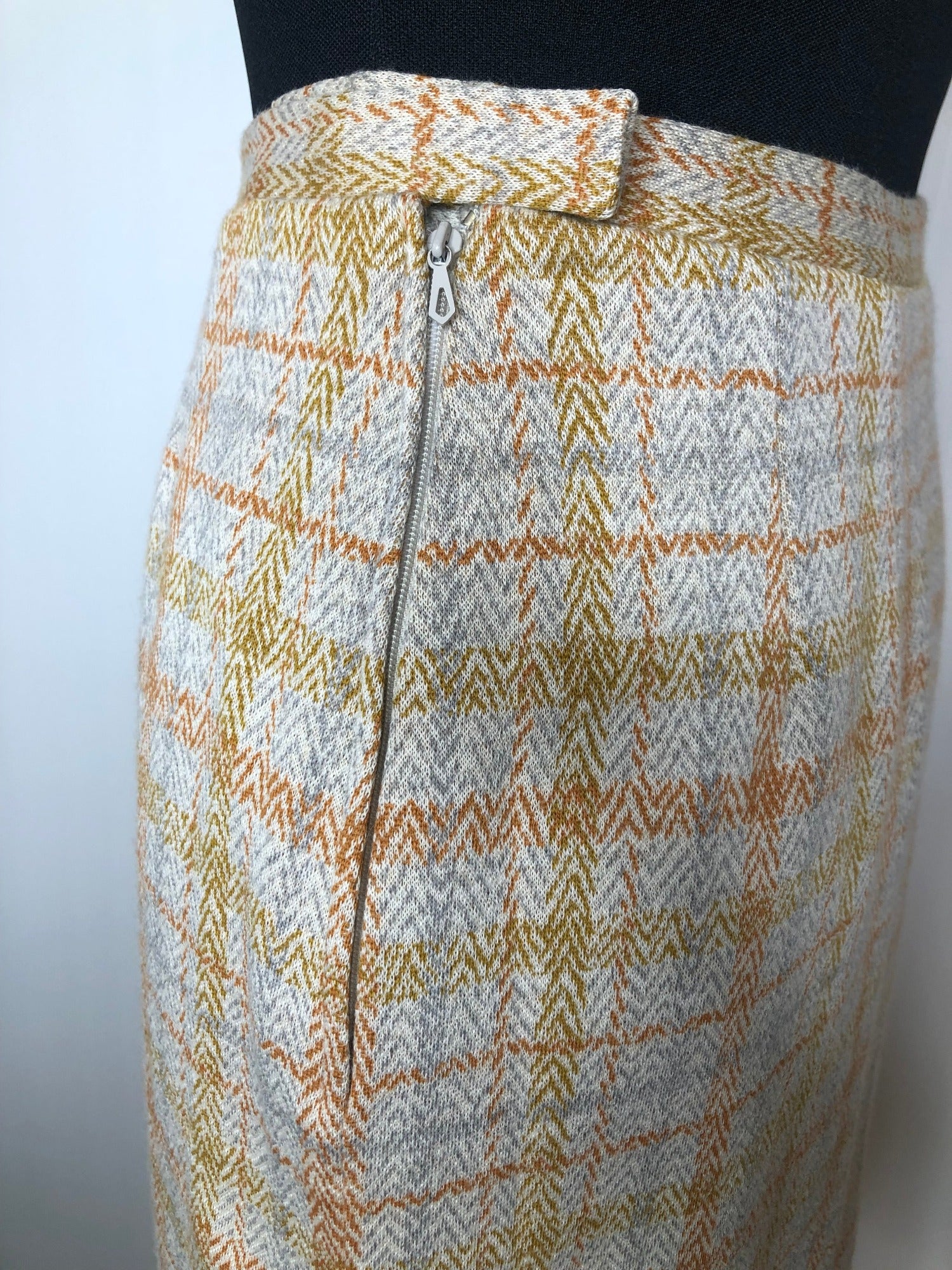 womens jacket  womens coat  womens  vintage  Urban Village Vintage  urban village  Skirts  skirt  Saint Joseph  pockets  pencil skirt  MOD  Jacket  grey  faux leather trim  decorative pocket  check  brown  blazer jacket  Blazer  60s  1960s  10