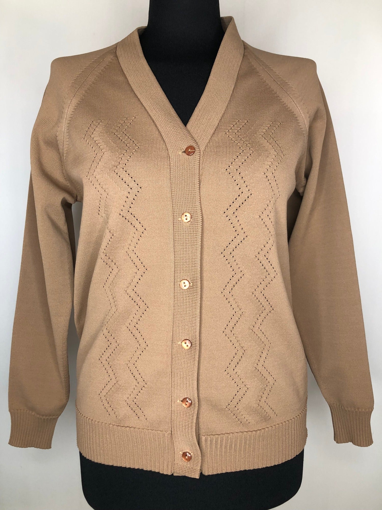 womens  vintage  Urban Village Vintage  top  sweater  MOD  Lightweight Knit  light knit  knitwear  knitted  knit  cropped  cardigan  cardi  brown  60s  1960s  10