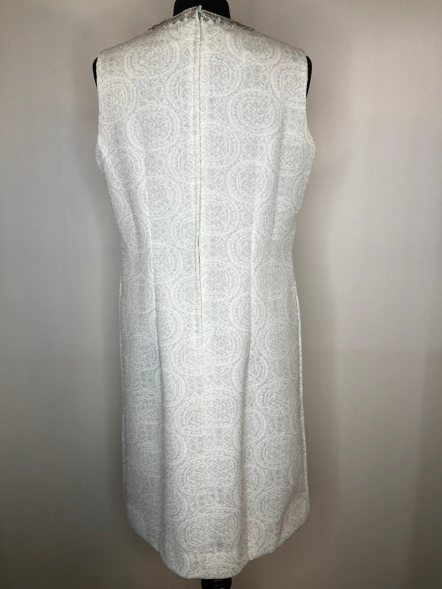 16  womens  white  vintage  Urban Village Vintage  tight fit  Spinney  silver  retro  MOD  metallic  lurex  dress  deadstock  60s  1960s