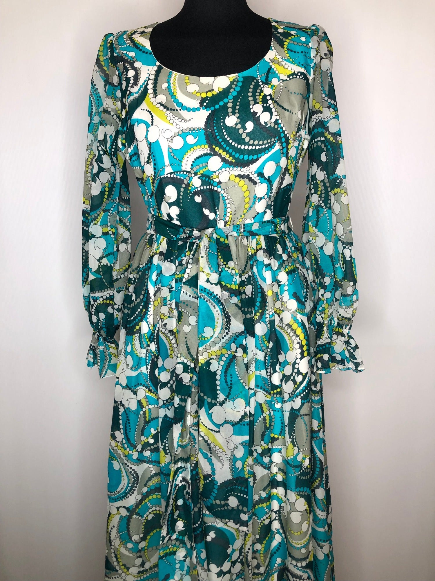 womens  waist belt  vintage  Urban Village Vintage  Tina Warren  print dress  print  multi  maxi dress  long sleeve  green  frill sleeve  dress  button front  blue  70s  1970s  10