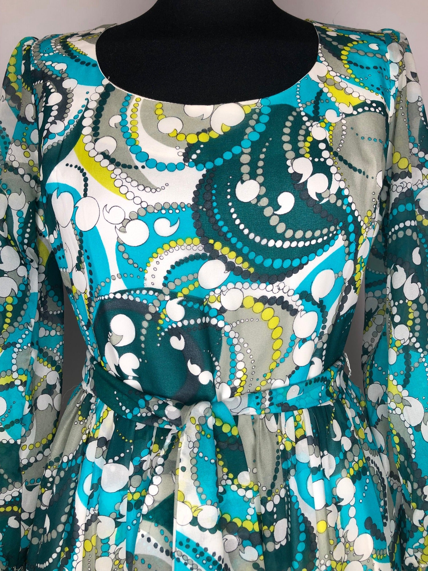 womens  waist belt  vintage  Urban Village Vintage  Tina Warren  print dress  print  multi  maxi dress  long sleeve  green  frill sleeve  dress  button front  blue  70s  1970s  10