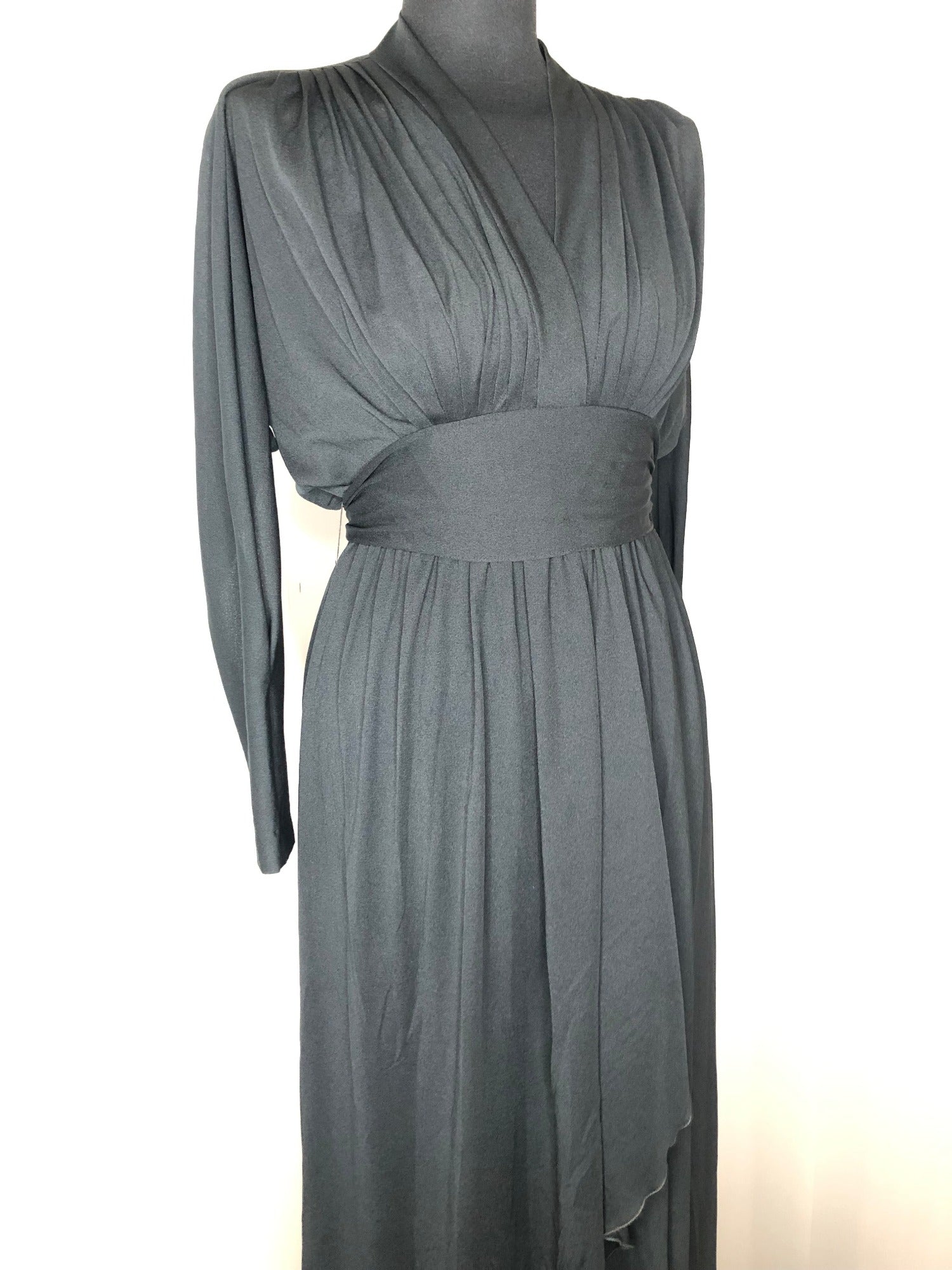 womens  vintage  Urban Village Vintage  Peter Barrow London  long sleeve dress  dress  black  8  70s  1970s