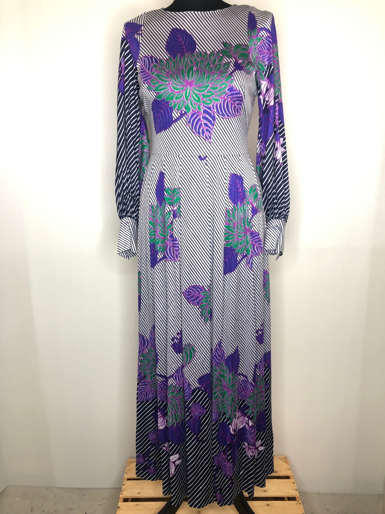 womens  white  vintage  Urban Village Vintage  Stripes  purple  print dress  print  pleat detailing  maxi dress  long sleeve  floral print  dress  Berketex  balloon sleeves  balloon sleeve  8  70s  1970s