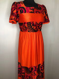 womens  vintage  Urban Village Vintage  Turnabouts by Walker Reid  short sleeved  short sleeve dress  short sleeve  print dress  print  paisley style print  orange  maxi dress  floral print  dress  70s  1970s  10