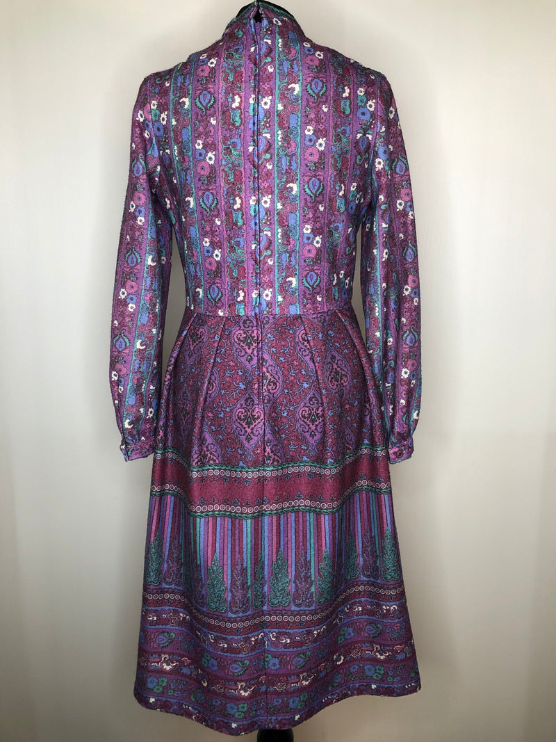 womens  white  vintage  Urban Village Vintage  print dress  print  long sleeves  high neck  floral print  ethnic print  Elle Londres  dress  70s  1970s  10