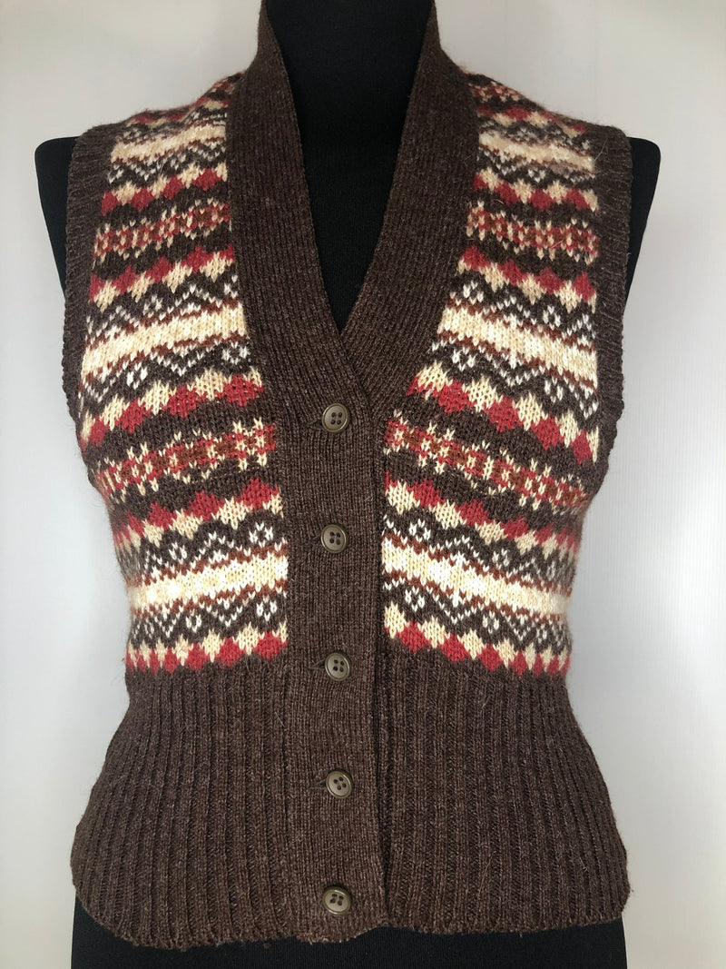 womens  waistcoat  vintage  Urban Village Vintage  urban village  sleeveless  patterned  made in england  light knitwear  light knit  knitwear  knitted  knit  cardigan  brown  8  70s  1970s