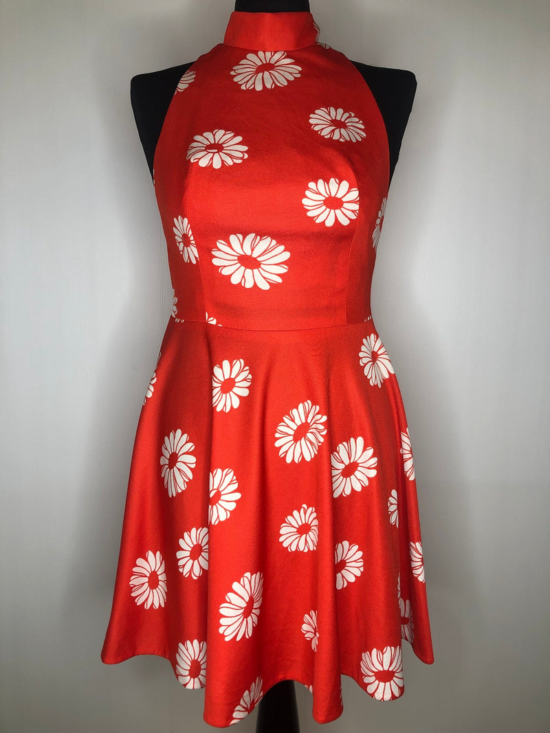 womens  vintage  Urban Village Vintage  urban village  tie back neck  summer dress  summer  red  Kleemeir Hof  high neck  evening dress  dress  daisy print  8  70s  70  1970s