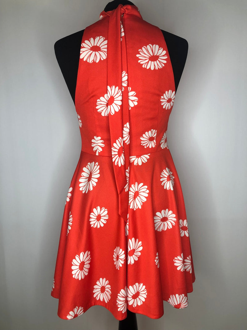 womens  vintage  Urban Village Vintage  urban village  tie back neck  summer dress  summer  red  Kleemeir Hof  high neck  evening dress  dress  daisy print  8  70s  70  1970s