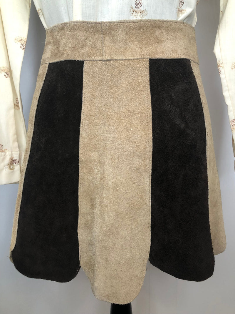 womens  vintage  Suede  Skirts  scalloped skirt  scalloped  MOD  Mini Skirt  brown  beige  8  60s  1960s