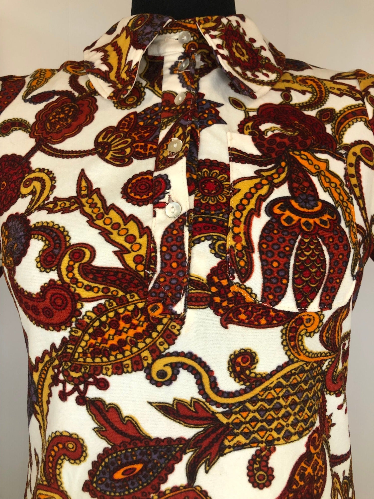 womens  white  vintage  short sleeved  retro  red  pussy bow  print dress  orange  multi  MOD  ethnic print  dress  blue  60s  1960s  10