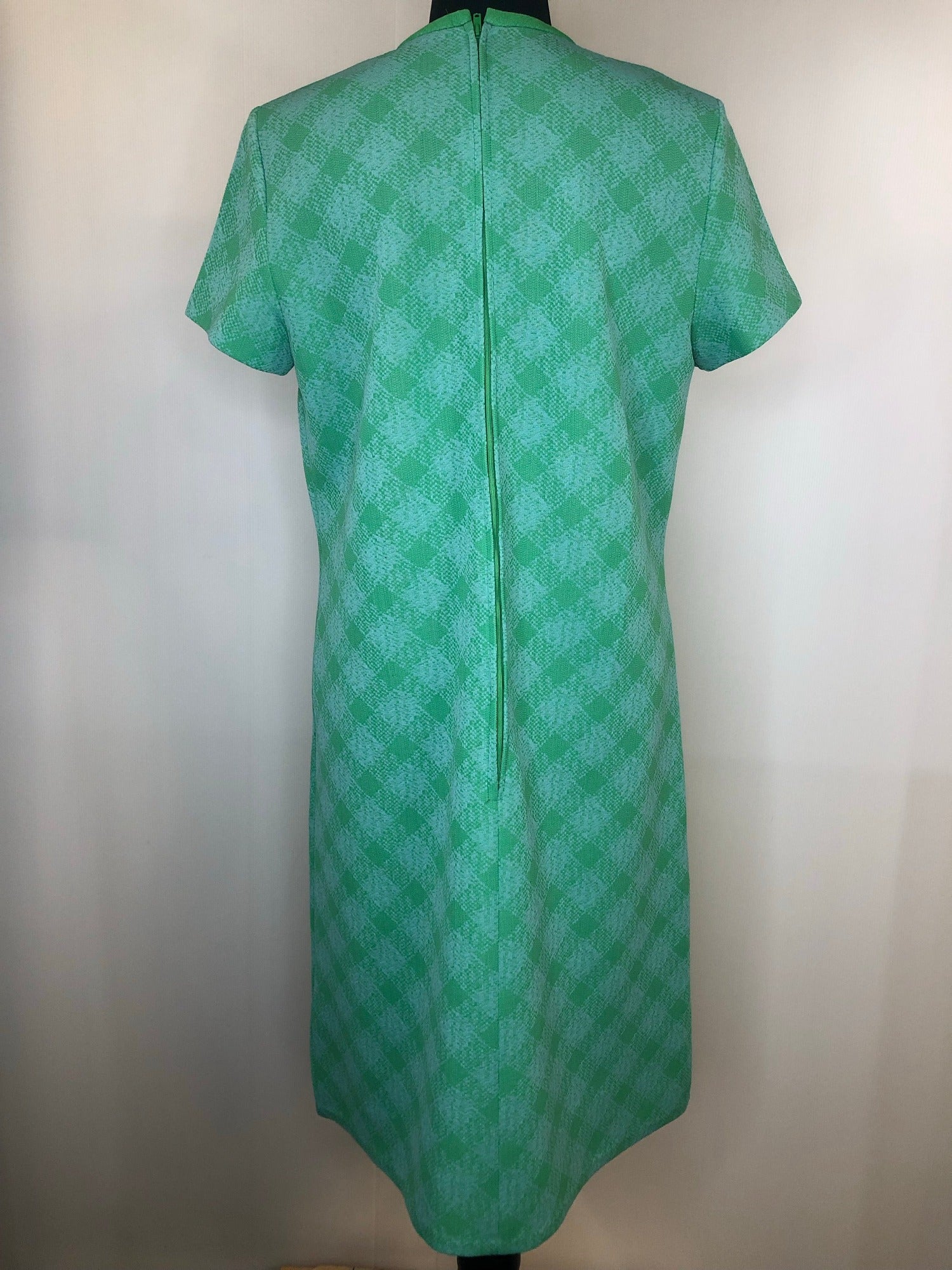 womens  vintage  Urban Village Vintage  sleevless  retro  pockets  MOD  knee length  green  dress  check print  check  blue  back zip  60s  1960s  12