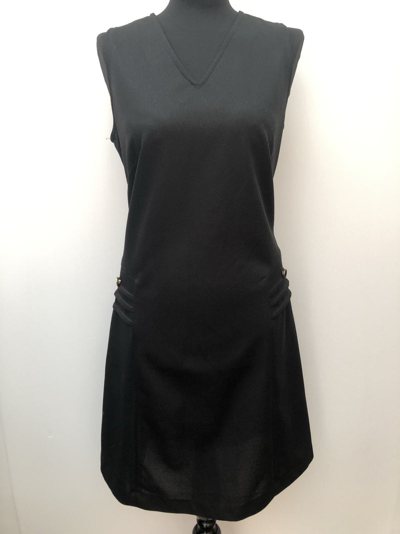 womens  vintage  v neck  Urban Village Vintage  urban village  slip on  pocket detail  mini dress  dress  black  8  70s  1970s