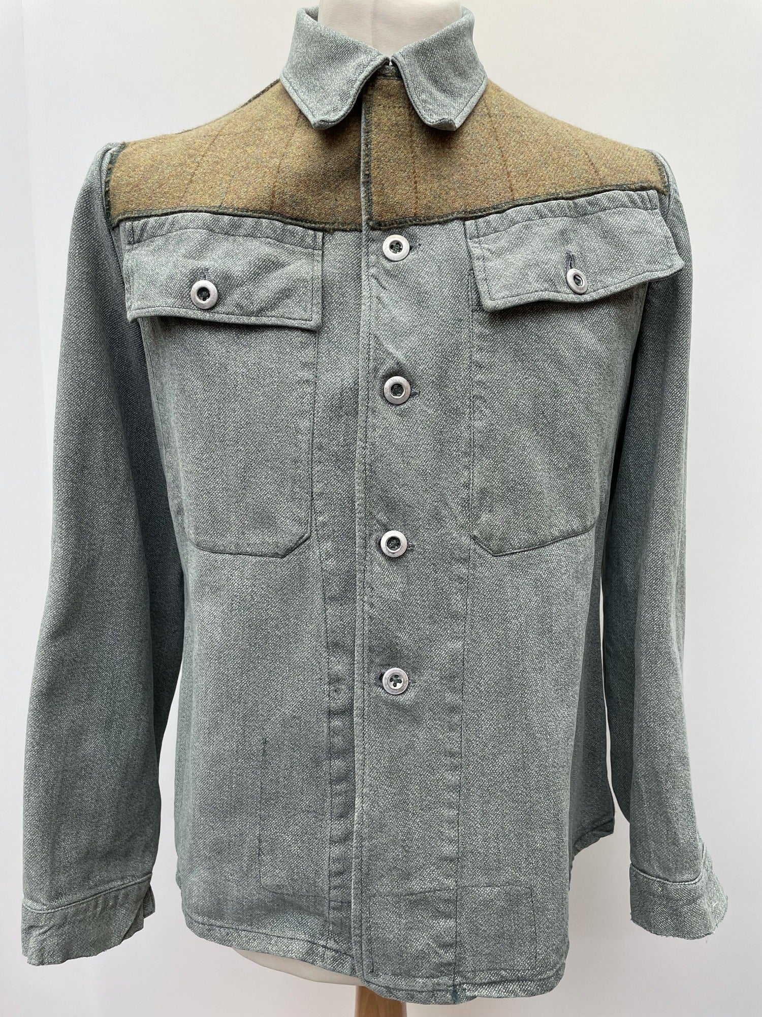 yolks  workwear  vintage  Urban Village Vintage  urban village  Tweed  retro  mens  M  long sleeve  lightweight denim  Jacket  hagg arts  drawstring  denim shirt  Denim jacket  denim  collar  button down  button  blue  big collar
