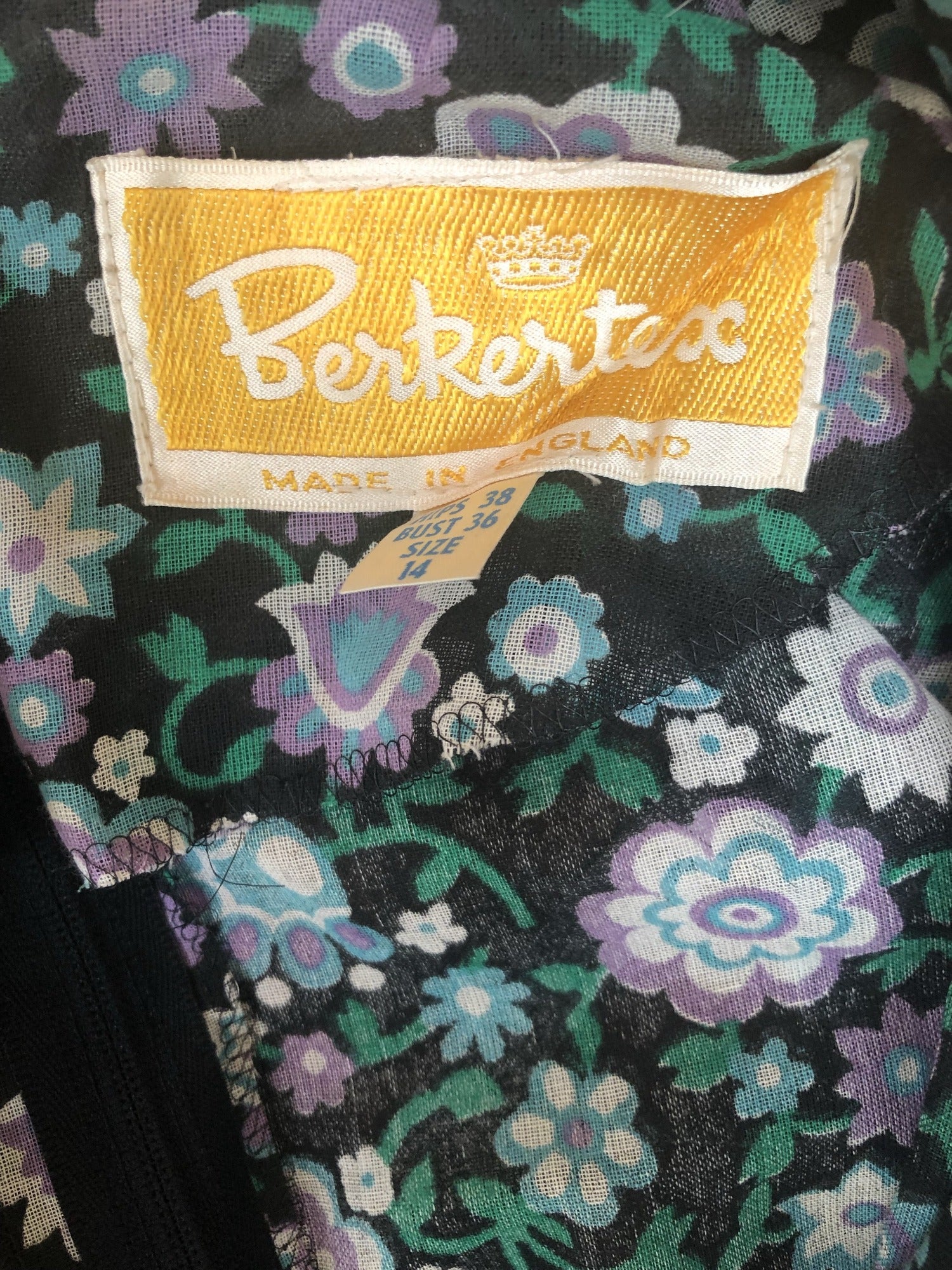 womens  vintage  Urban Village Vintage  patterned dress  patterned  multi  maxi dress  long dress  high neck  green  floral  dress  collar  blue  black  70s  70  1970s  12