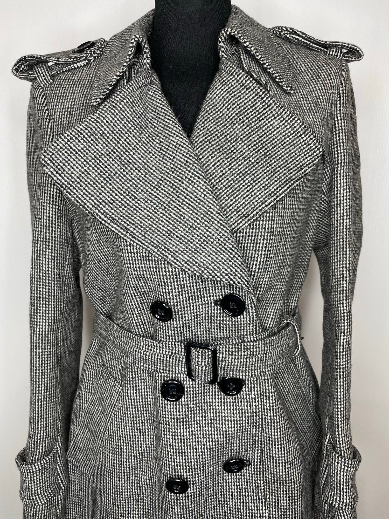 womens jacket  womens coat  womens  Winter Coat  white  vintage  Urban Village Vintage  urban village  houndstooth  grey  double breasted  dogstooth  coat  black  belted  70s  1970s  12