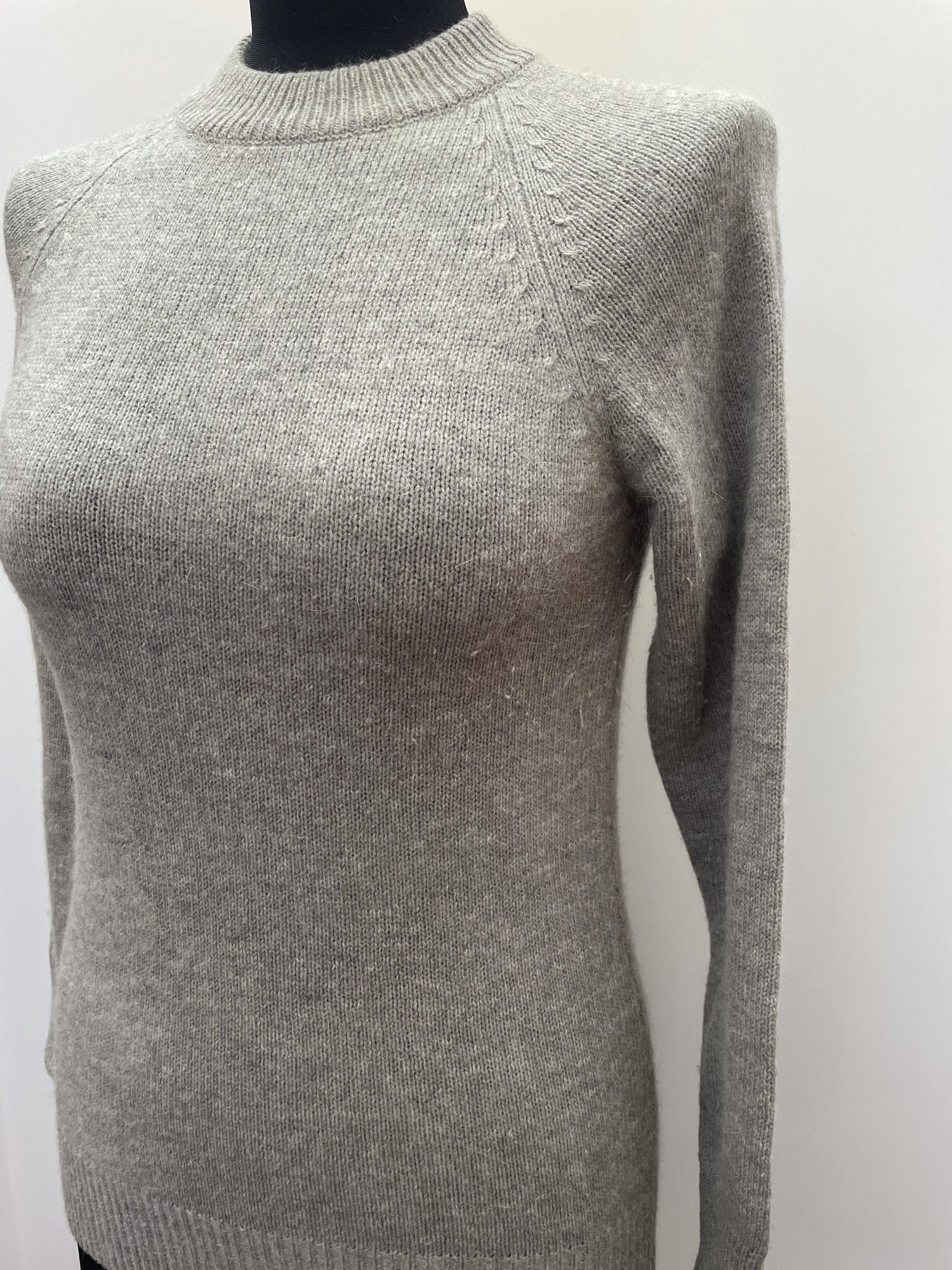 zip back  zip  womens  vintage  Urban Village Vintage  urban village  Silver  Long sleeved top  long sleeve  light knit  knitwear  knitted  knit  jumper  high neck  elasticated  crew neck  back zip  60s  1960s  10