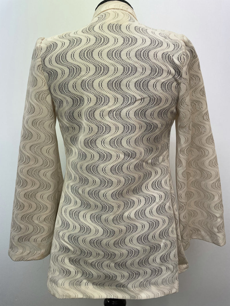 womens  white  vintage  Urban Village Vintage  urban village  swirl  retro  polyester  patterned  pattern  off white  MOD  long sleeve  Jacket  cream  bow tie  bow detail  bow  blouse  bell sleeve  bell  8  70s  1970s