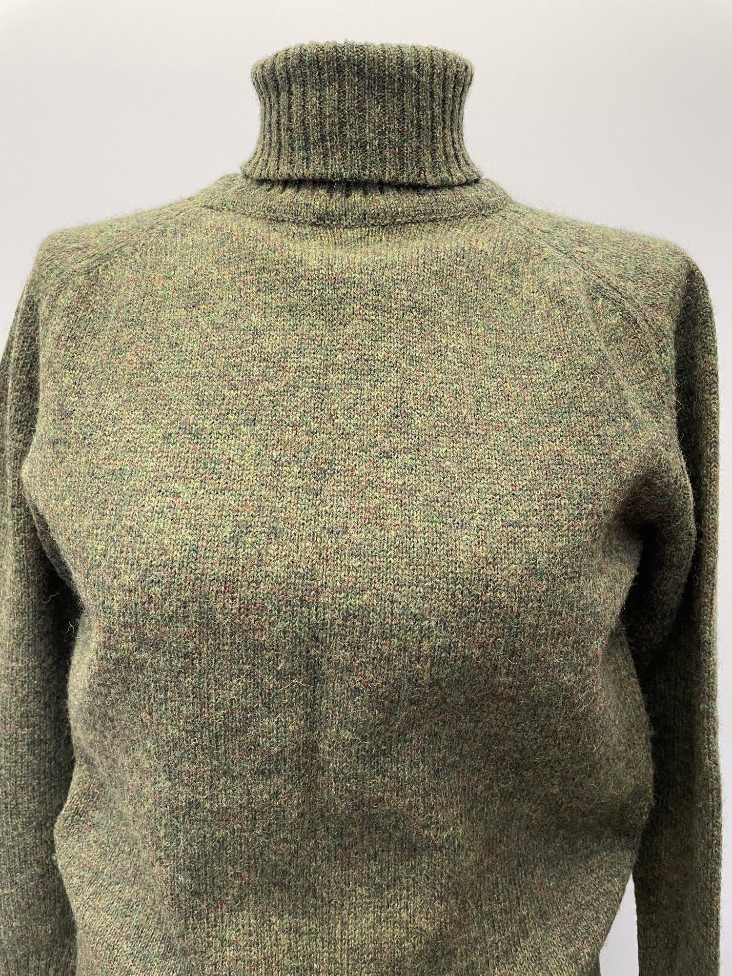 wool  womens  vintage  Urban Village Vintage  urban village  turtle neck  roll neck  retro  pure wool  long sleeve  knitwear  knitted  knit  elasticated  60s  1960s  100% Wool  100% Saxony Wool