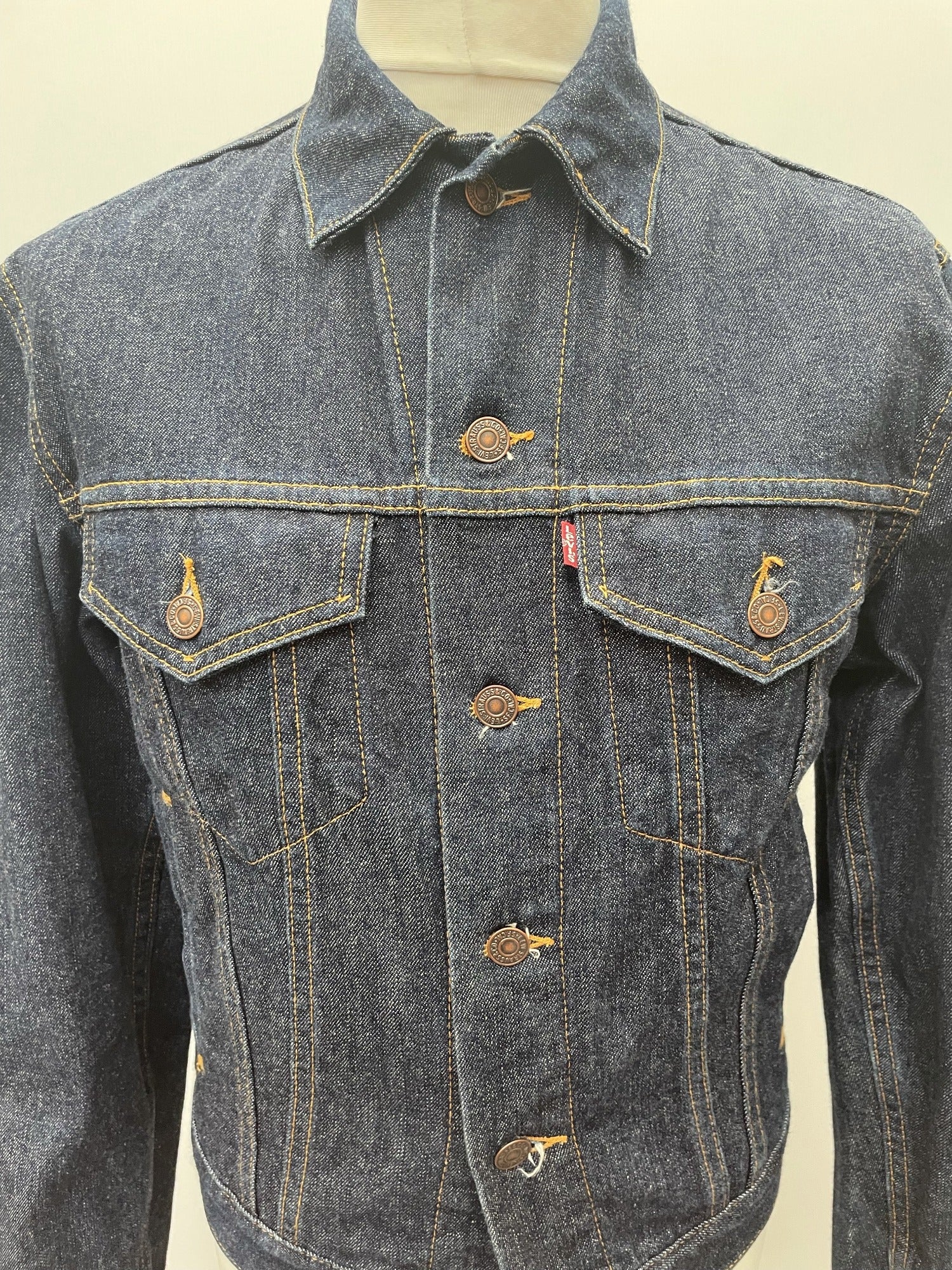 vintage  Urban Village Vintage  urban village  stitch detailing  stitch detail  S  pockets  Navy Jacket  Navy  mens  levis strauss  levis  levi strauss  levi  front pockets  denim style  Denim jacket  denim  collared  collar  chest pockets  brown stitch  70s  1970s