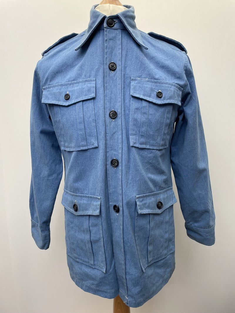vintage  Urban Village Vintage  urban village  safari style  Safari jacket  safari  pockets  mens  M  long sleeve  Light Blue  Jacket  isetan  front pockets  denim style  denim  dagger collar  collared  chest pockets  button front  button fastening  button  blue  big collar  70s  1970s