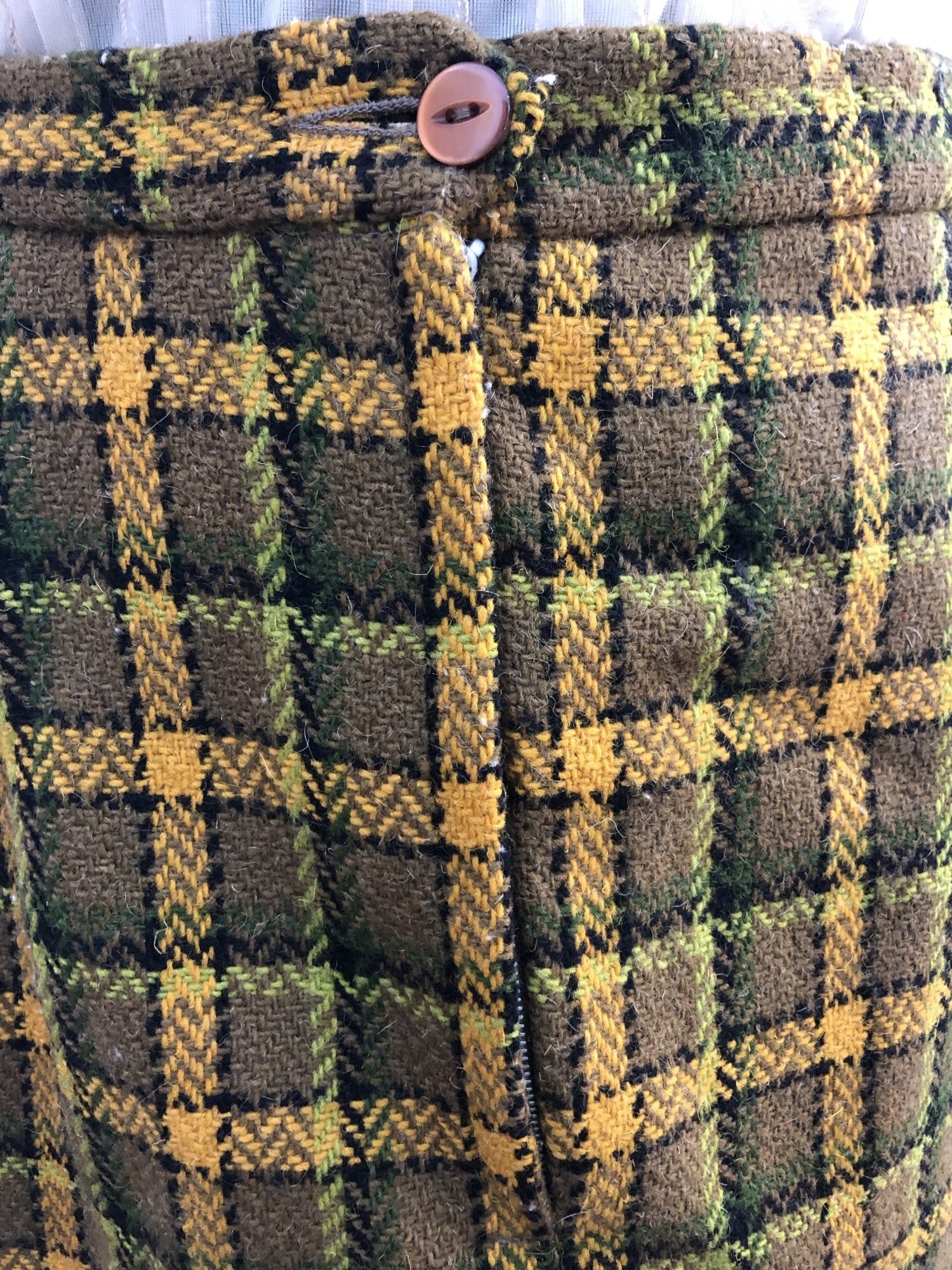 zip  Yellow  womens  vintage  Urban Village Vintage  urban village  Skirts  skirt  MOD  mini skirt  check dress  brown  back zip  8  60s  1960s