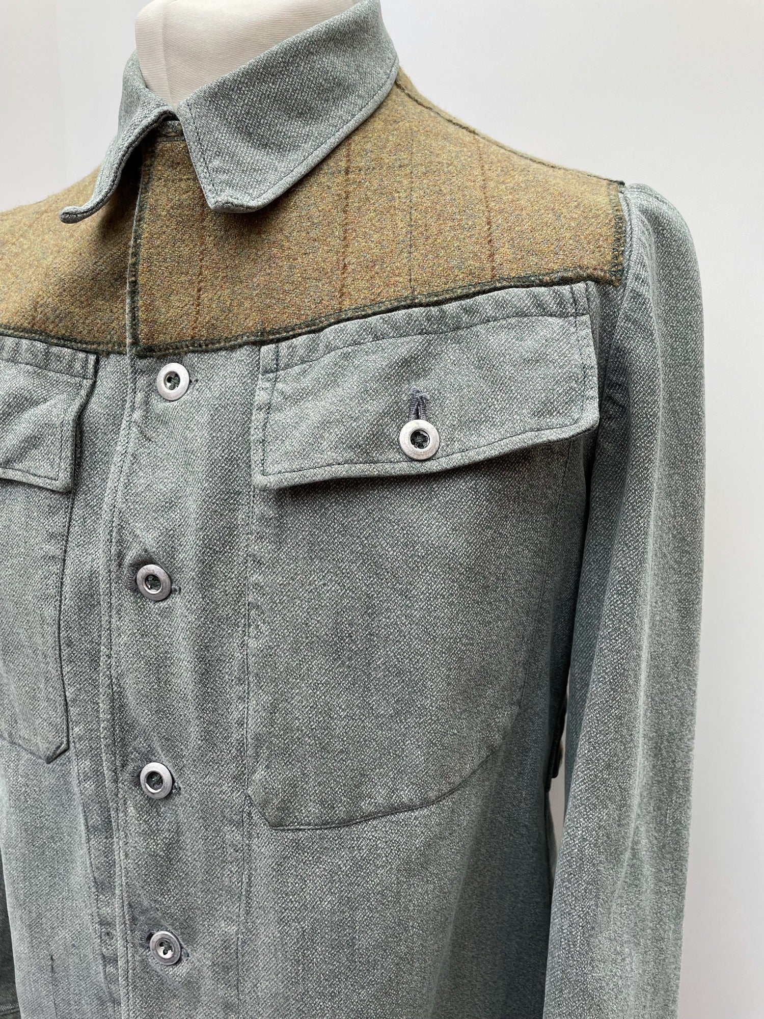yolks  workwear  vintage  Urban Village Vintage  urban village  Tweed  retro  mens  M  long sleeve  lightweight denim  Jacket  hagg arts  drawstring  denim shirt  Denim jacket  denim  collar  button down  button  blue  big collar