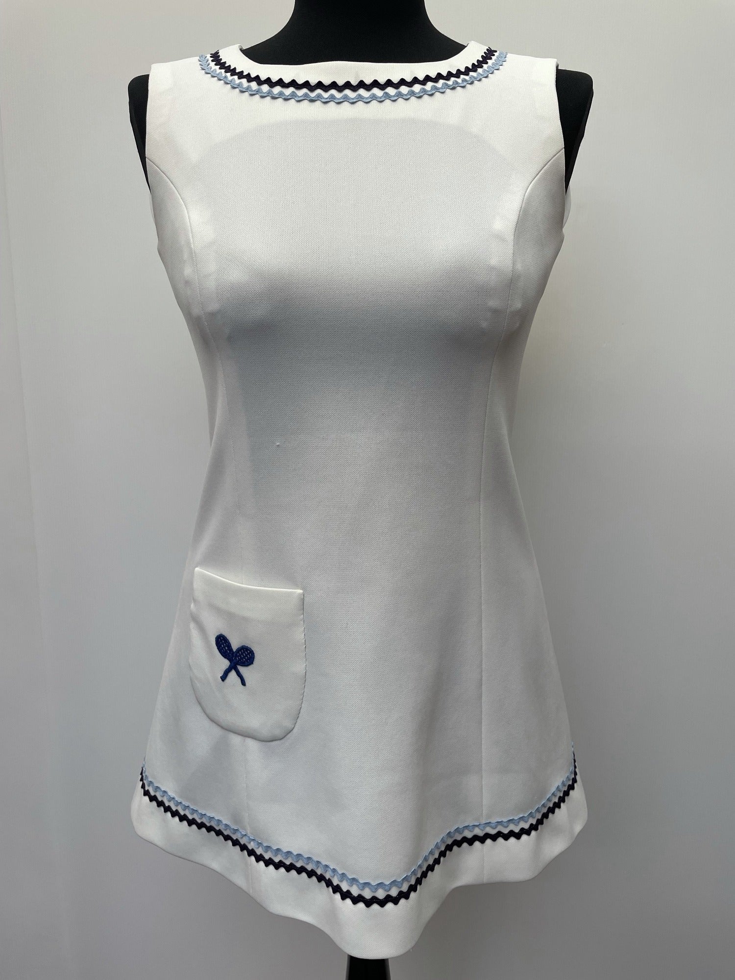 zip back  zip  womens  white  waist belt  vintage  Urban Village Vintage  urban village  tennis  Stripes  stitch detailing  stitch detail  squiggle  sportswear  sleeveless  MOD  mini dress  mini  dress  8  60s  1960s