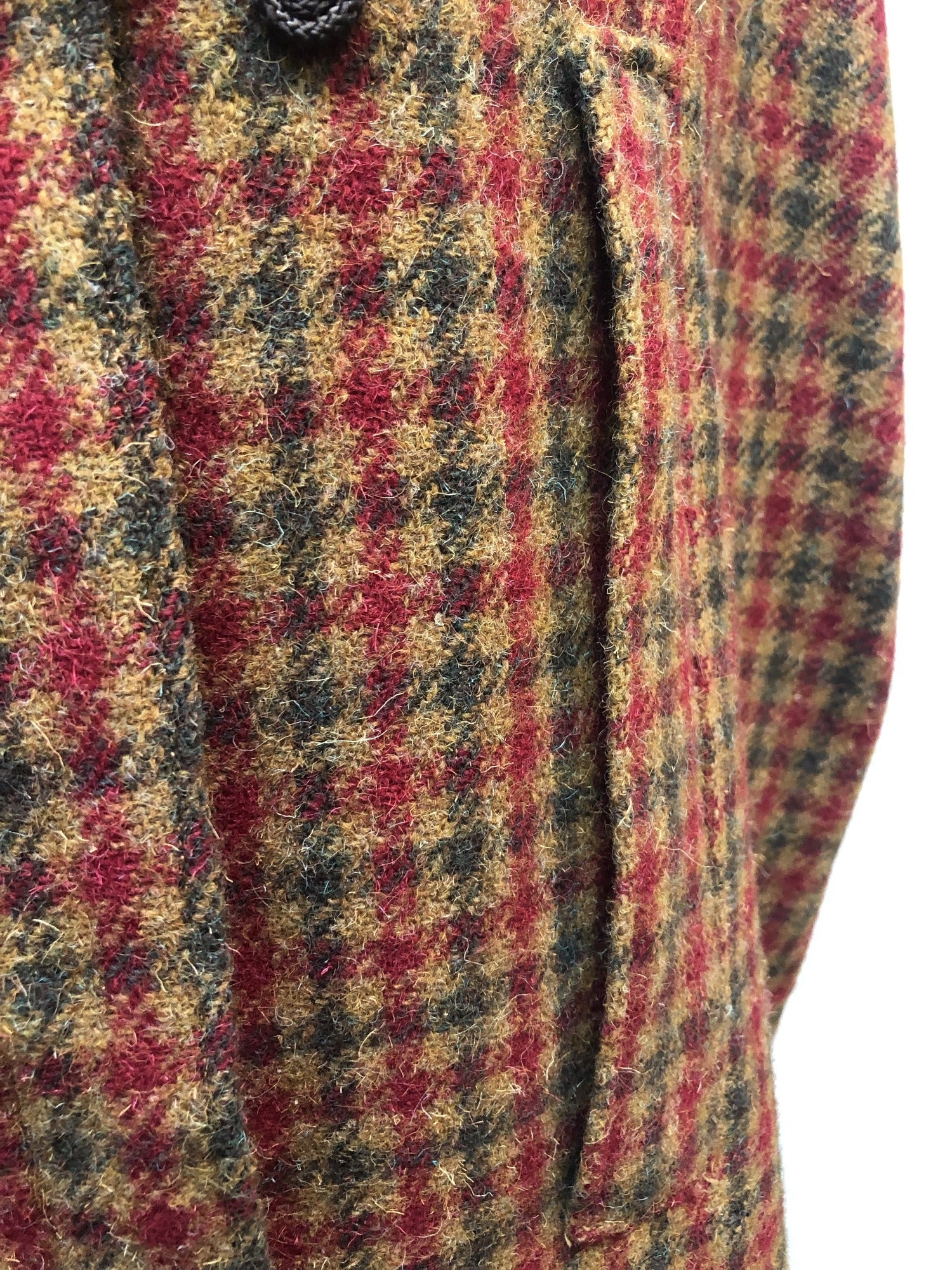 womens  vintage  v-neck dress  Urban Village Vintage  two piece  suit  set  red  patterned dress  patterned  multi  mod  matching set  Harris Tweed  handwoven  green  dress  brown  8  60s  1960s