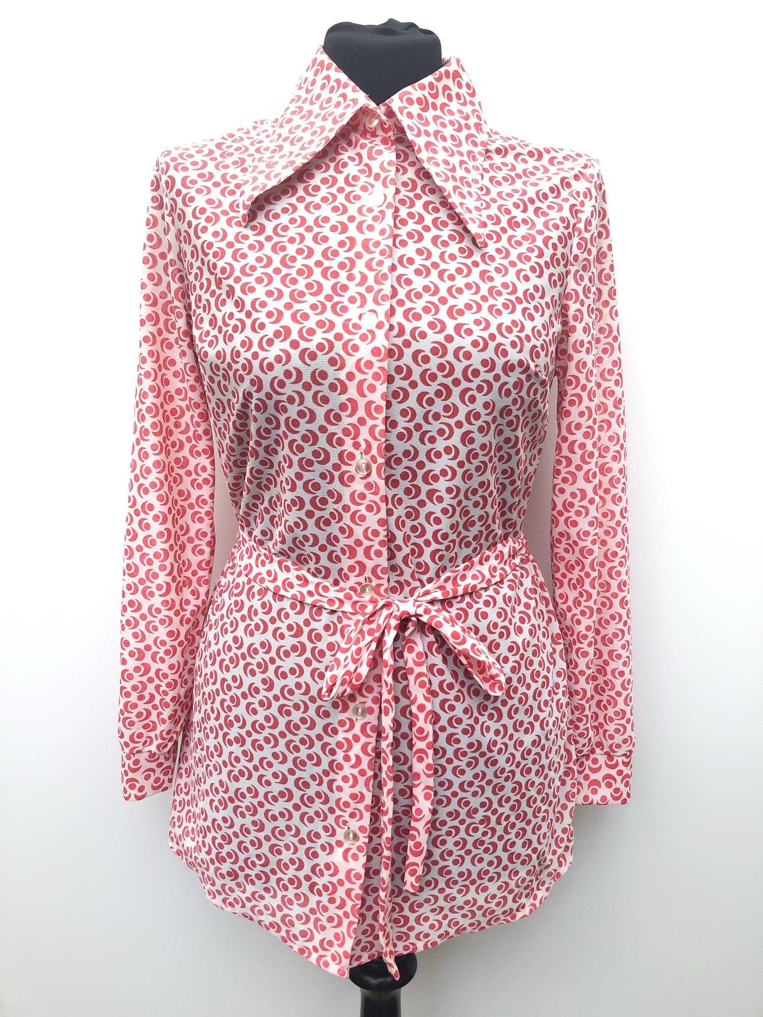 workwear  womens shirt  womens  white  waist belt  vintage  Urban Village Vintage  urban village  summer blouse  summer  sleeve  shirt sleeve  Red  long sleeves  long sleeve  dagger collar  crescent print  circle print  button  blouse  70s  1970s