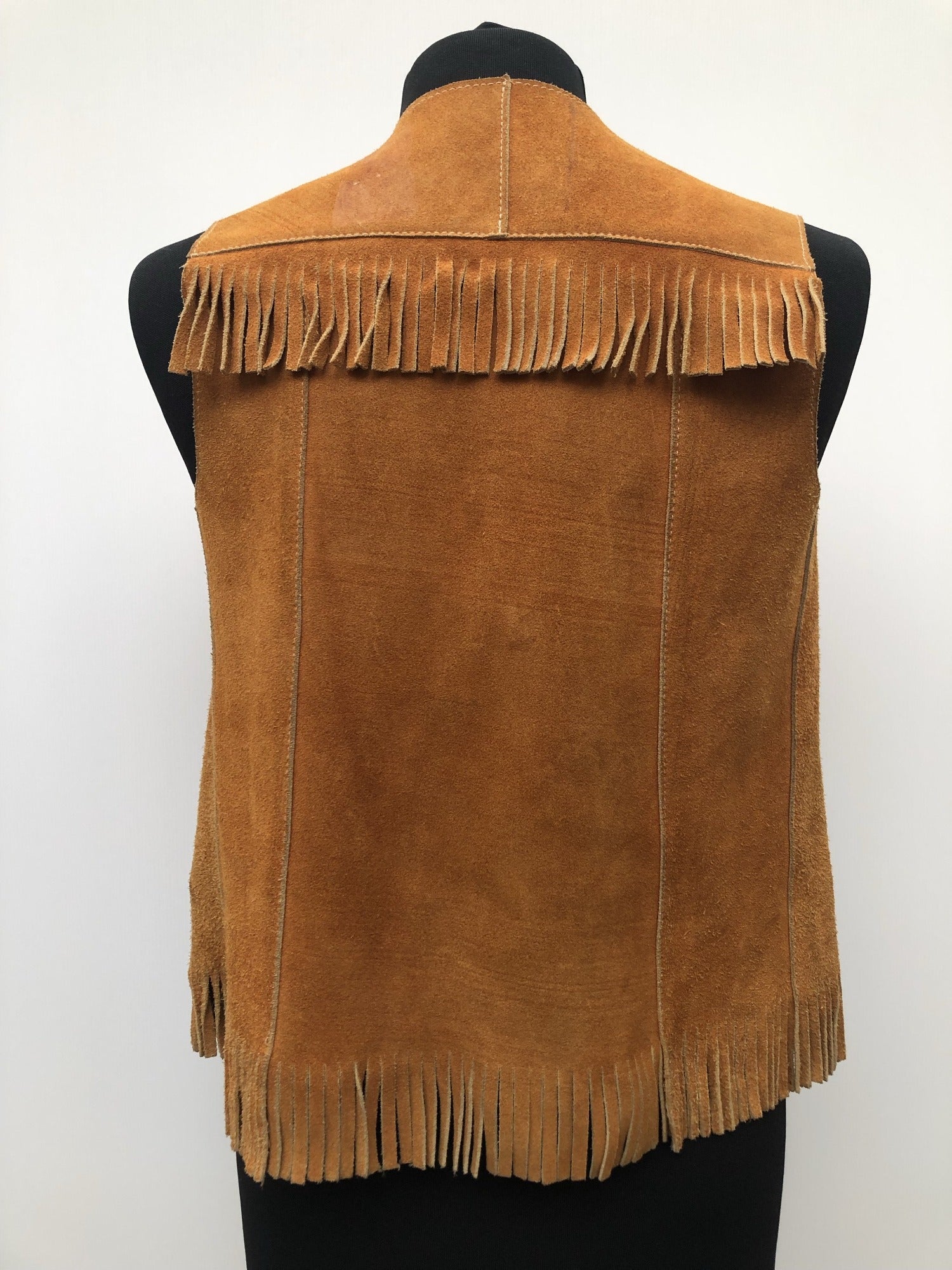 womens  waistcoat  vintage  Urban Village Vintage  urban village  Suede Jacket  suede fringing  Suede  sleevless  short  Jacket  fringing  fringed  fringe  festival  brown  70s  6