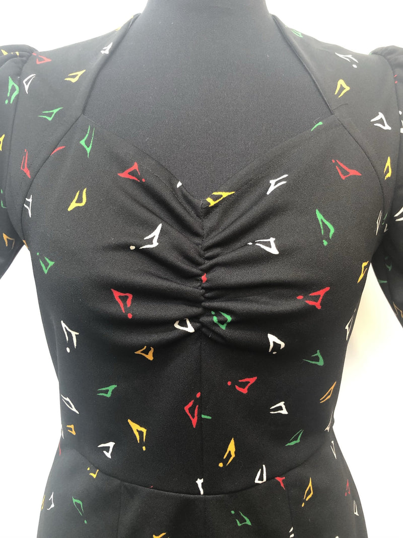 10  patterned  mini dress  black  sweetheart neck  70s  1970s  womens  vintage  dress urban village vintage