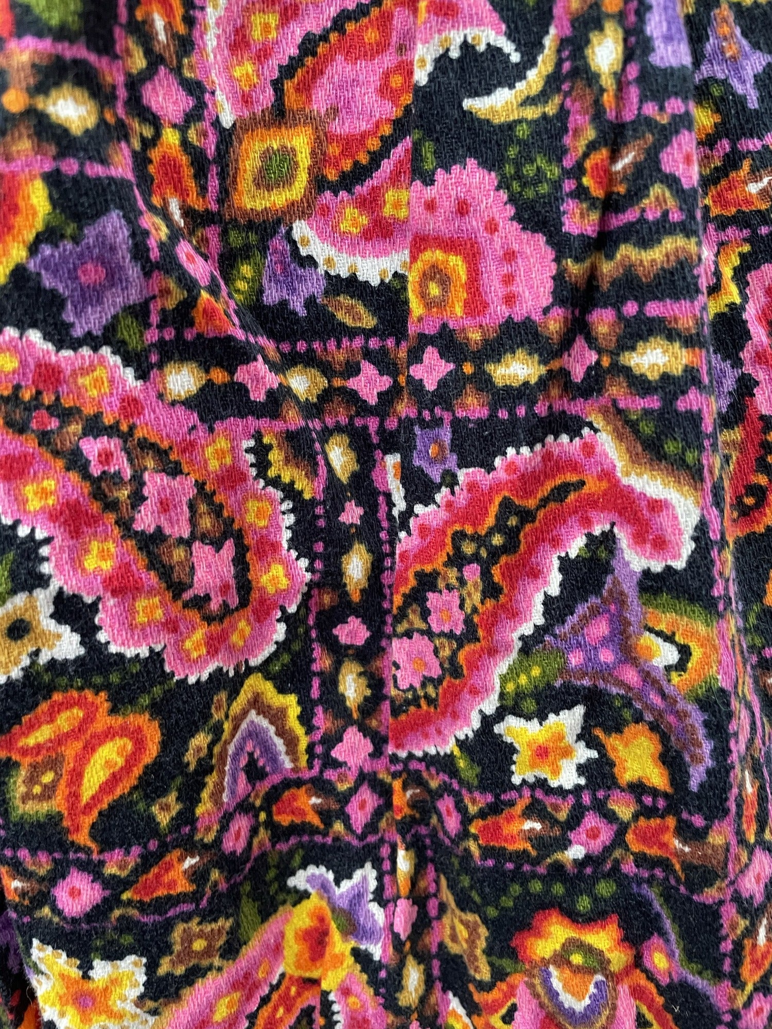 zip back  zip  womens  waist belt  vintage  Urban Village Vintage  urban village  retro  red  pink  Paisley Print  paisley inspired  paisley  orange  MOD  light pink  frilly  frill detail  dress  back zip  8/10  8  70s  1970s  12  10