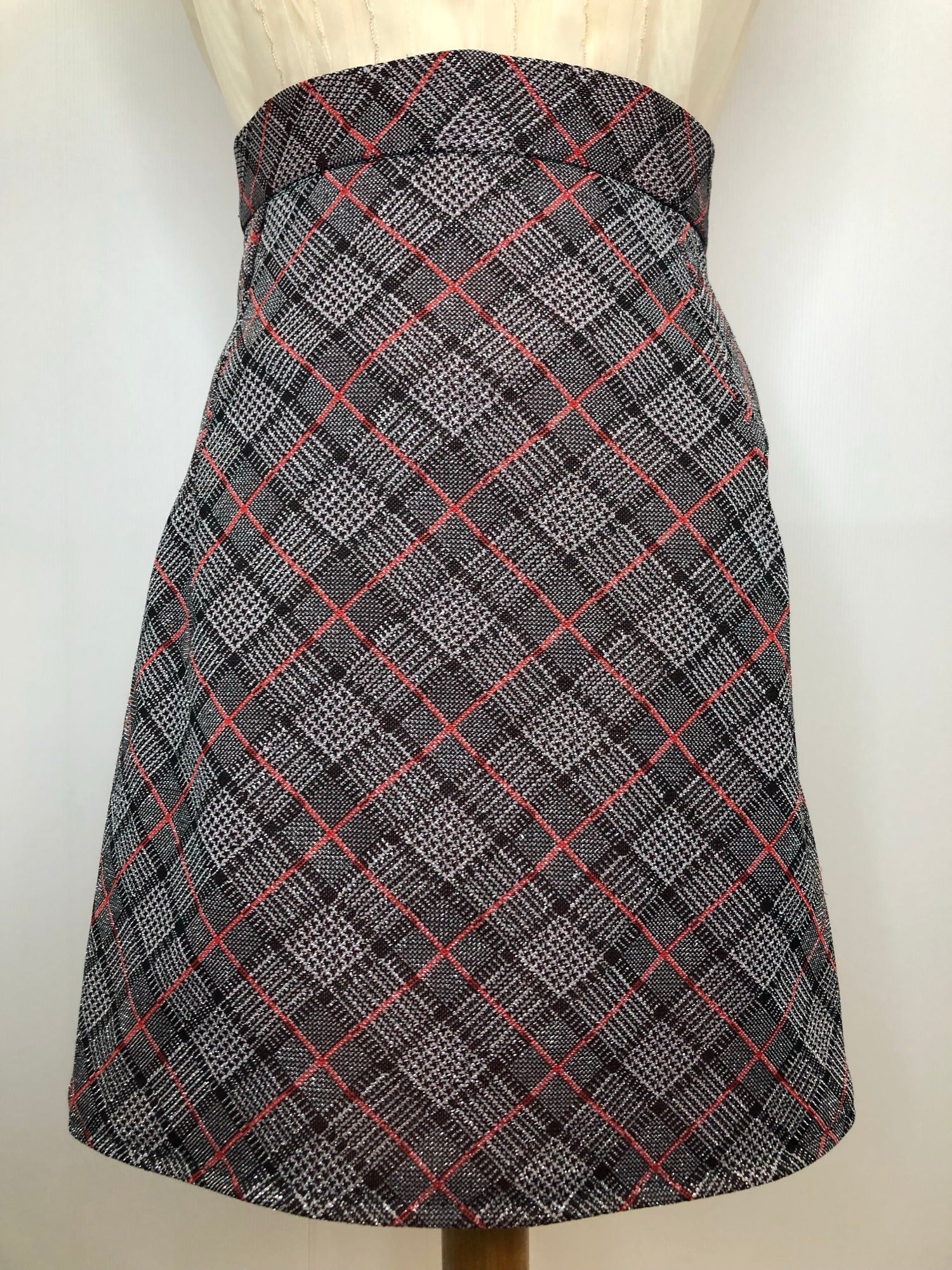 zip  womens  vintage  Urban Village Vintage  urban village  summer  Skirts  skirt  red check  patterned  metallic  grey  glitter  evening  check skirt  ailver  70s  6  1970s