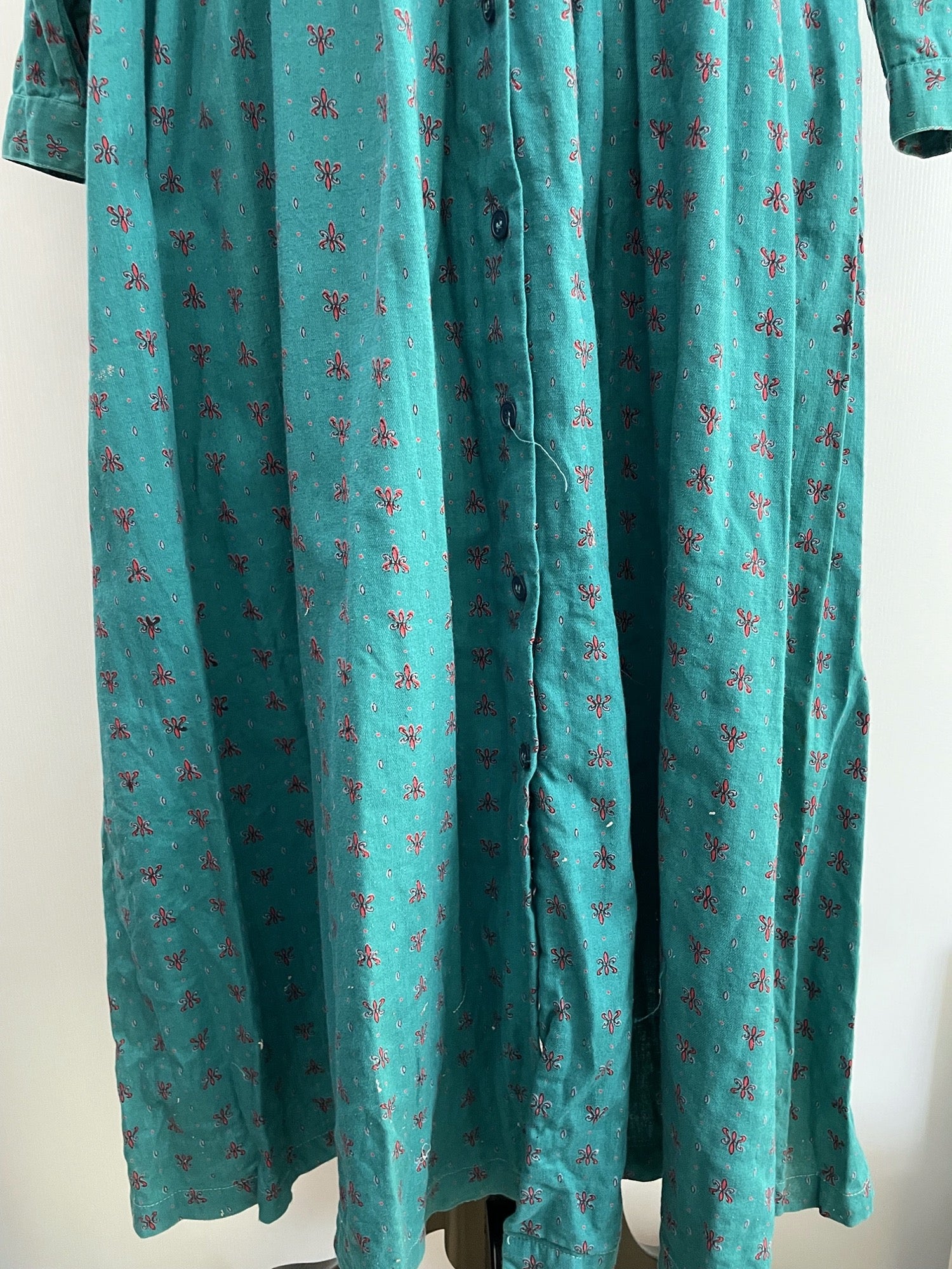 womens  vintage  Urban Village Vintage  urban village  Turquoise  shirt dress  patterned dress  patterned  pattern  Paisley Print  maxi dress  maxi  long sleeves  long sleeved  long sleeve  long length dress  long dress  dresses  dress  collared dress  collared  collar  button up  button front  button fastening  button  boho  big collar  adini  70s  1970s  12