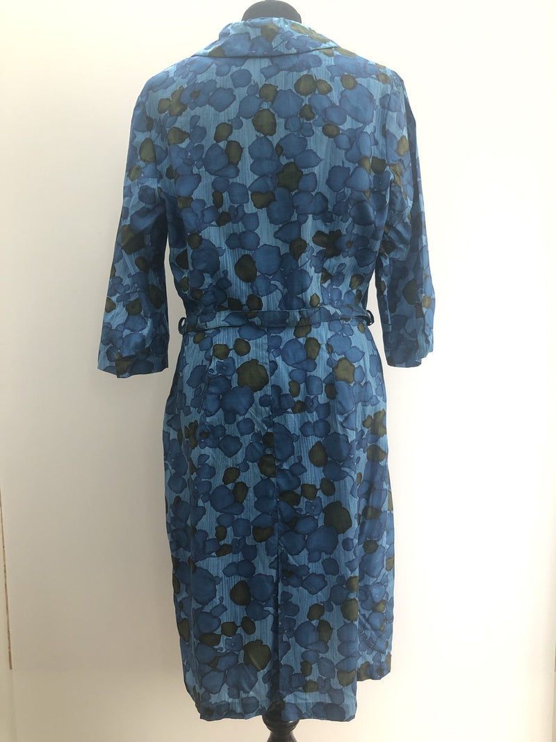 womens  vintage  Urban Village Vintage  Rounded collar  long sleeves  floral print  dresses  dress  button detailing  blue  Astor  60s  60  1960s  12