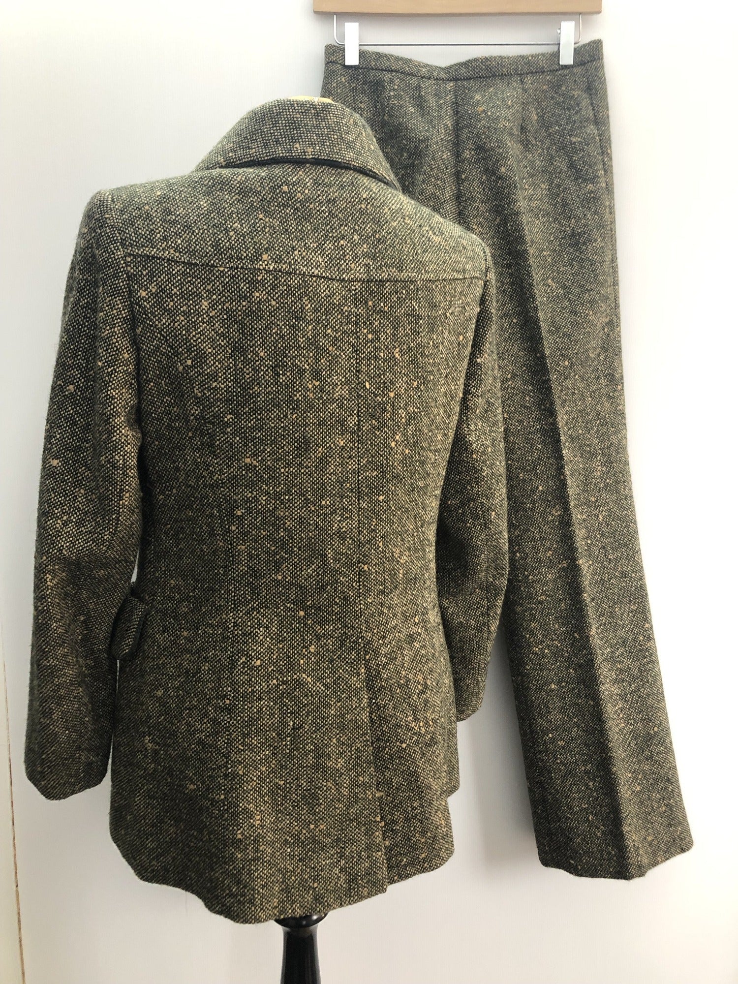 wool  womens  vintage  Urban Village Vintage  two piece  trousers  suit  set  MOD  Jacket  brown  blazer jacket  Alexon  60s  1960s  10