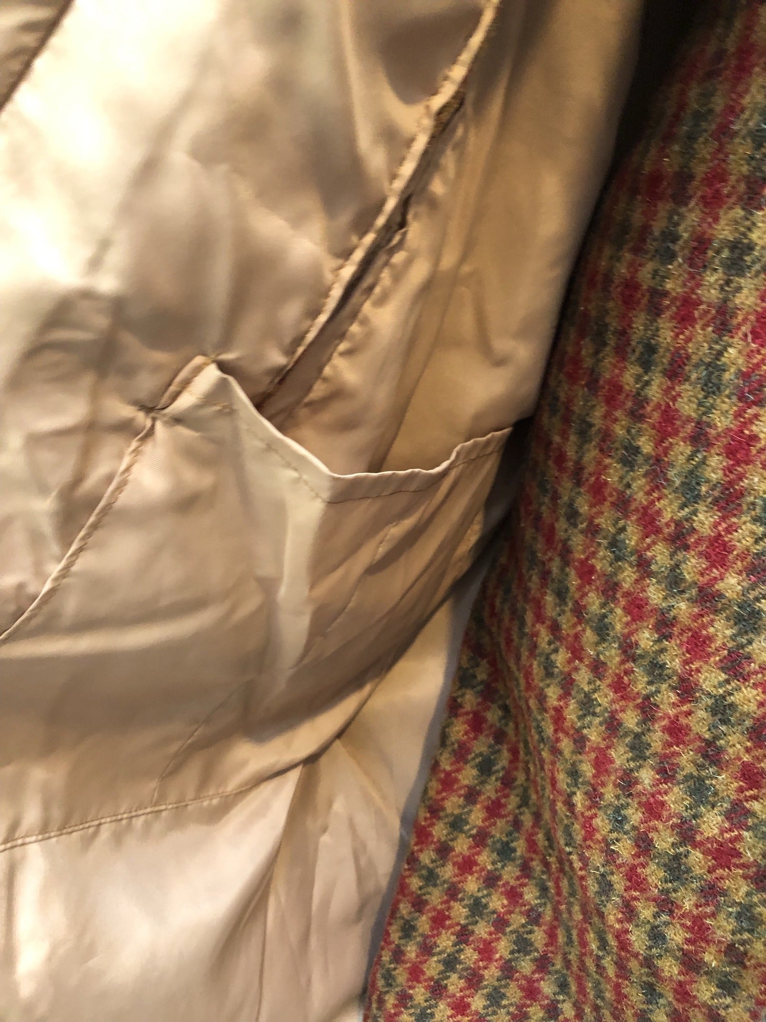 womens  vintage  v-neck dress  Urban Village Vintage  two piece  suit  set  red  patterned dress  patterned  multi  mod  matching set  Harris Tweed  handwoven  green  dress  brown  8  60s  1960s