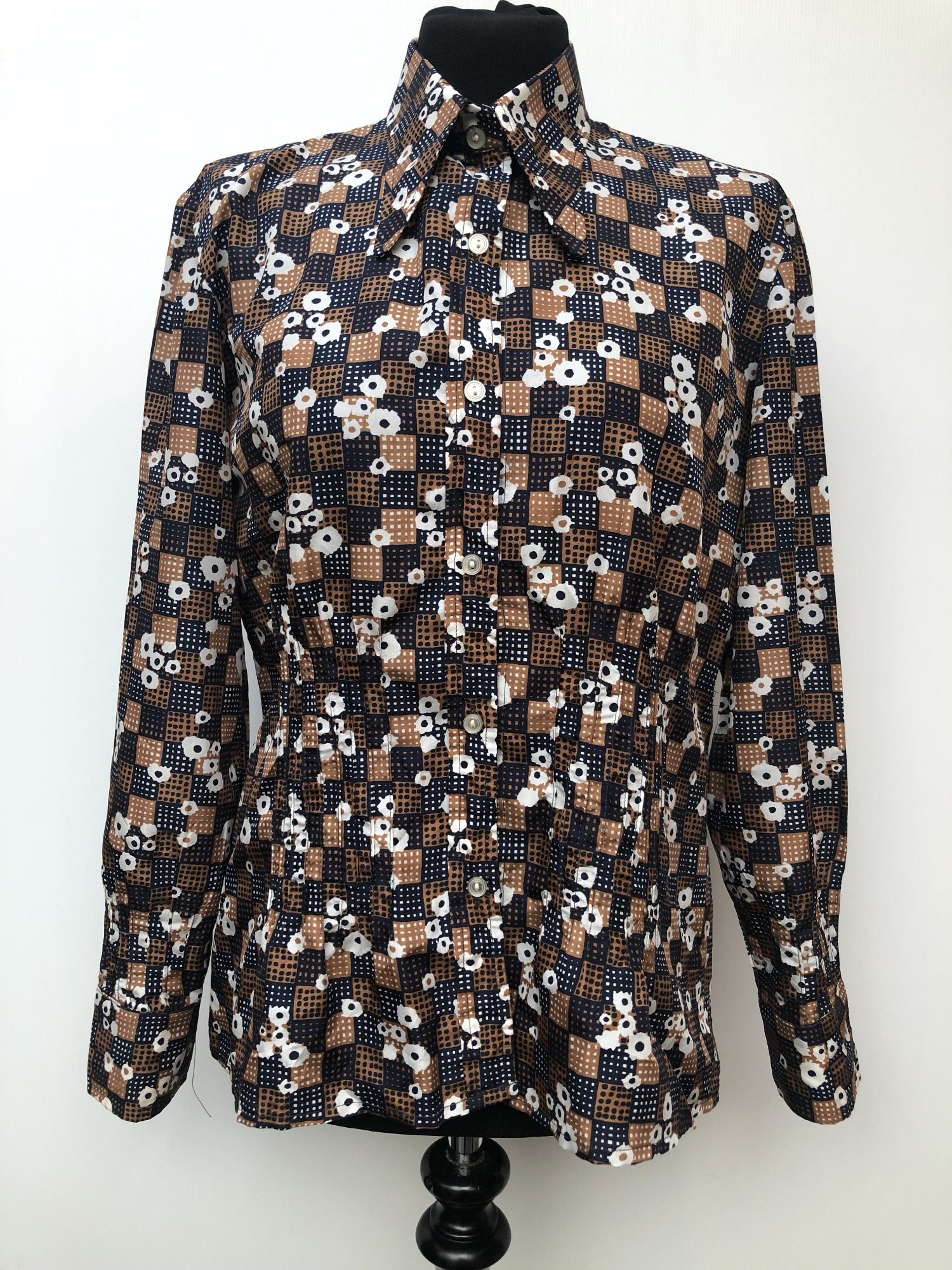 womens  vintage  Urban Village Vintage  urban village  thick  Shirt  S  retro  printed  print  long sleeves  long sleeve  collar  brown  blue  big collar  beagle collar  70s  70  1970s  16