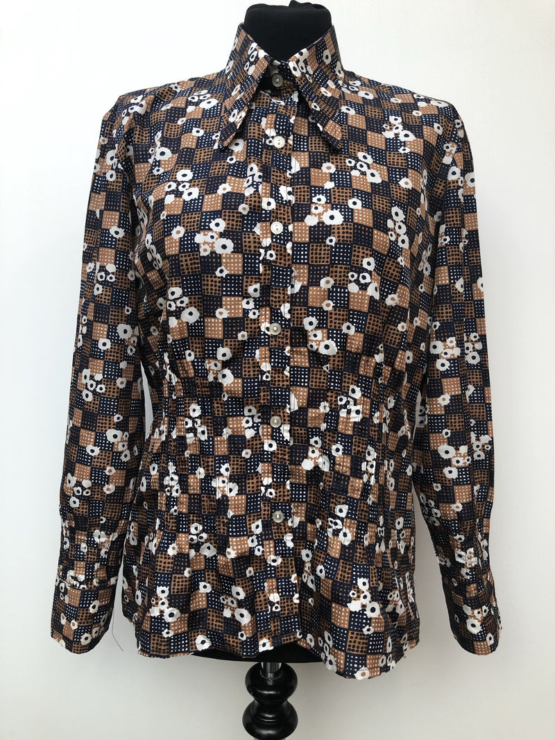 womens  vintage  Urban Village Vintage  urban village  thick  Shirt  S  retro  printed  print  long sleeves  long sleeve  collar  brown  blue  big collar  beagle collar  70s  70  1970s  16