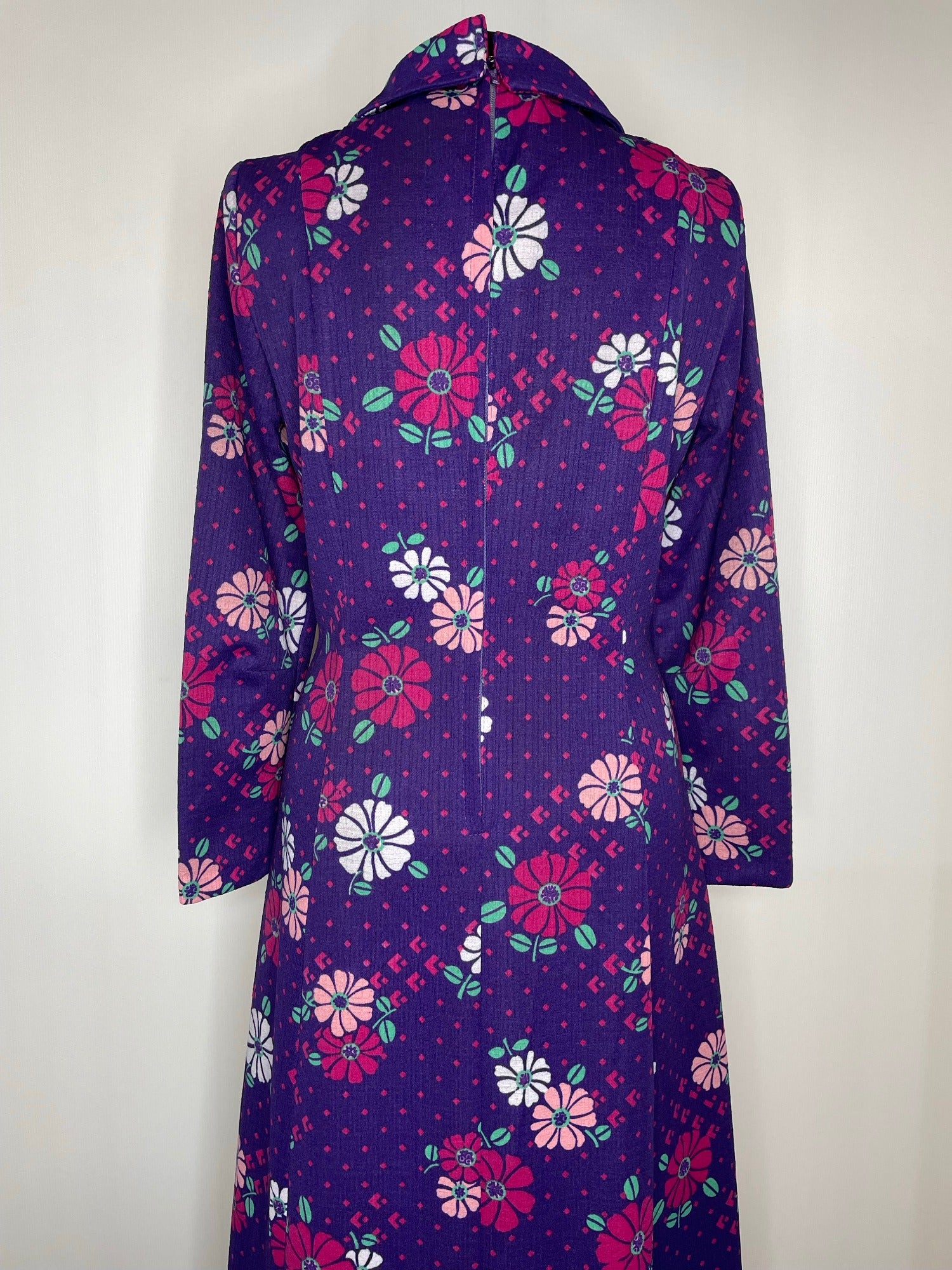 womens  vintage  velvet  Urban Village Vintage  urban village  purple dress  purple  pointed collar  party dress  maxi dress  maxi  long sleeve  long length dress  large collar  dress  daisy  collar  bow  70s  1970s  12