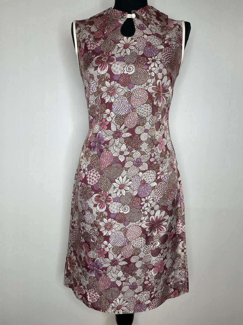 womens  white  vintage  Urban Village Vintage  short dress  shift dress  scooter dress  scooter  purple  psych  pointed collar  modette  MOD  mini dress  micro mini  floral  dress  dolly dress  dolly  daisy print  daisy  collar  60s  1960s  12