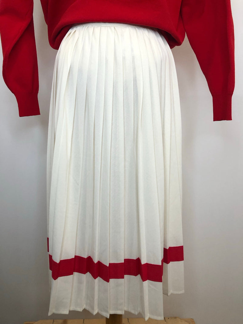 womens  white  vintage  Urban Village Vintage  urban village  stripes  St Michael  Skirts  skirt  red  pleated skirt  pleated  pattern  midi skirt  maxi  hippy  8  70s  1970s