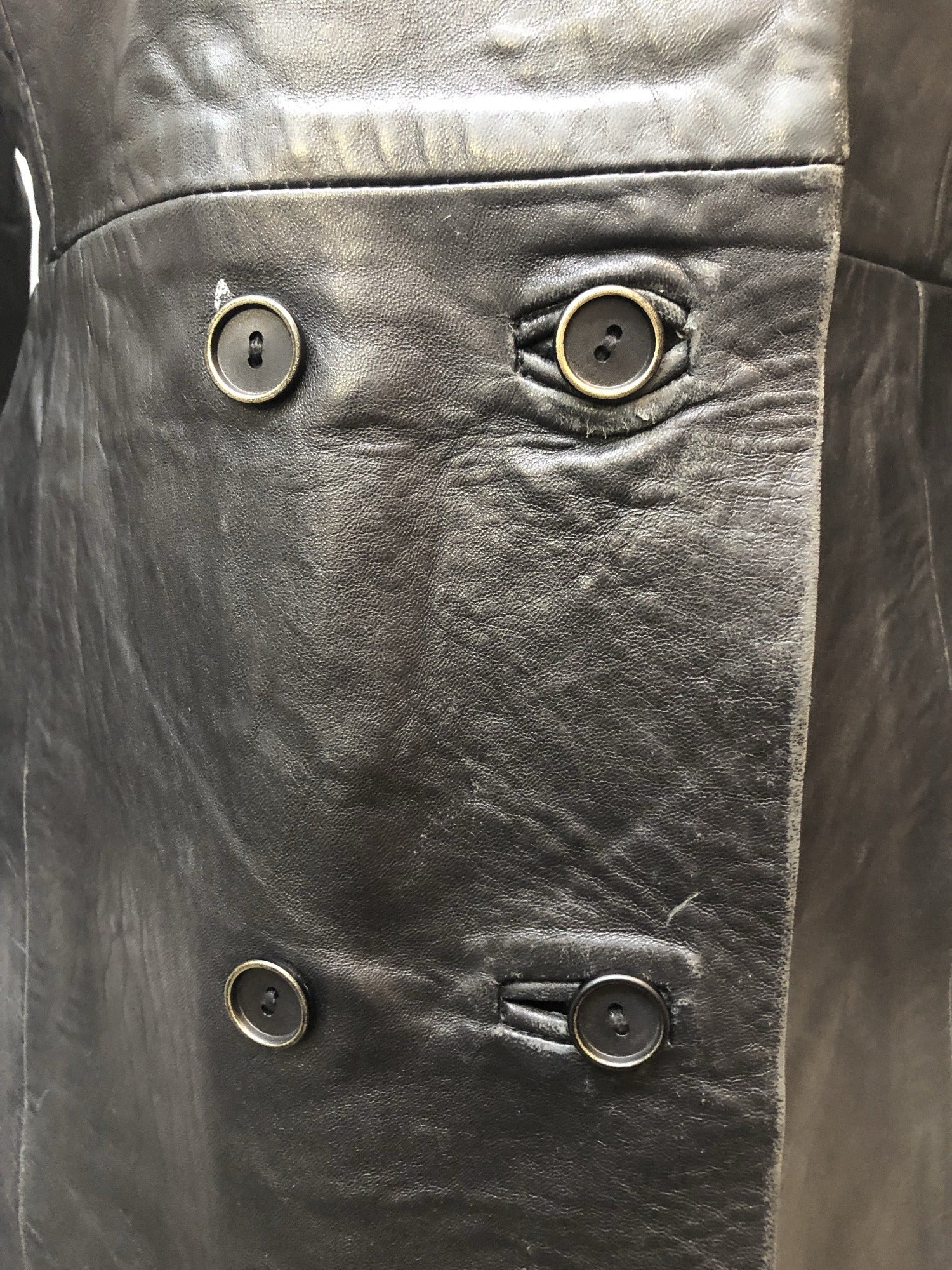 womens jacket  womens  vintage  Urban Village Vintage  rabbit  leather  fur collar  fitted  black  70s  1970s  10