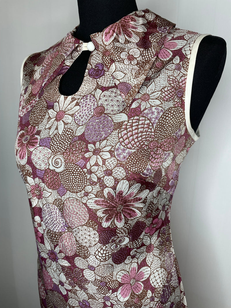 womens  white  vintage  Urban Village Vintage  short dress  shift dress  scooter dress  scooter  purple  psych  pointed collar  modette  MOD  mini dress  micro mini  floral  dress  dolly dress  dolly  daisy print  daisy  collar  60s  1960s  12