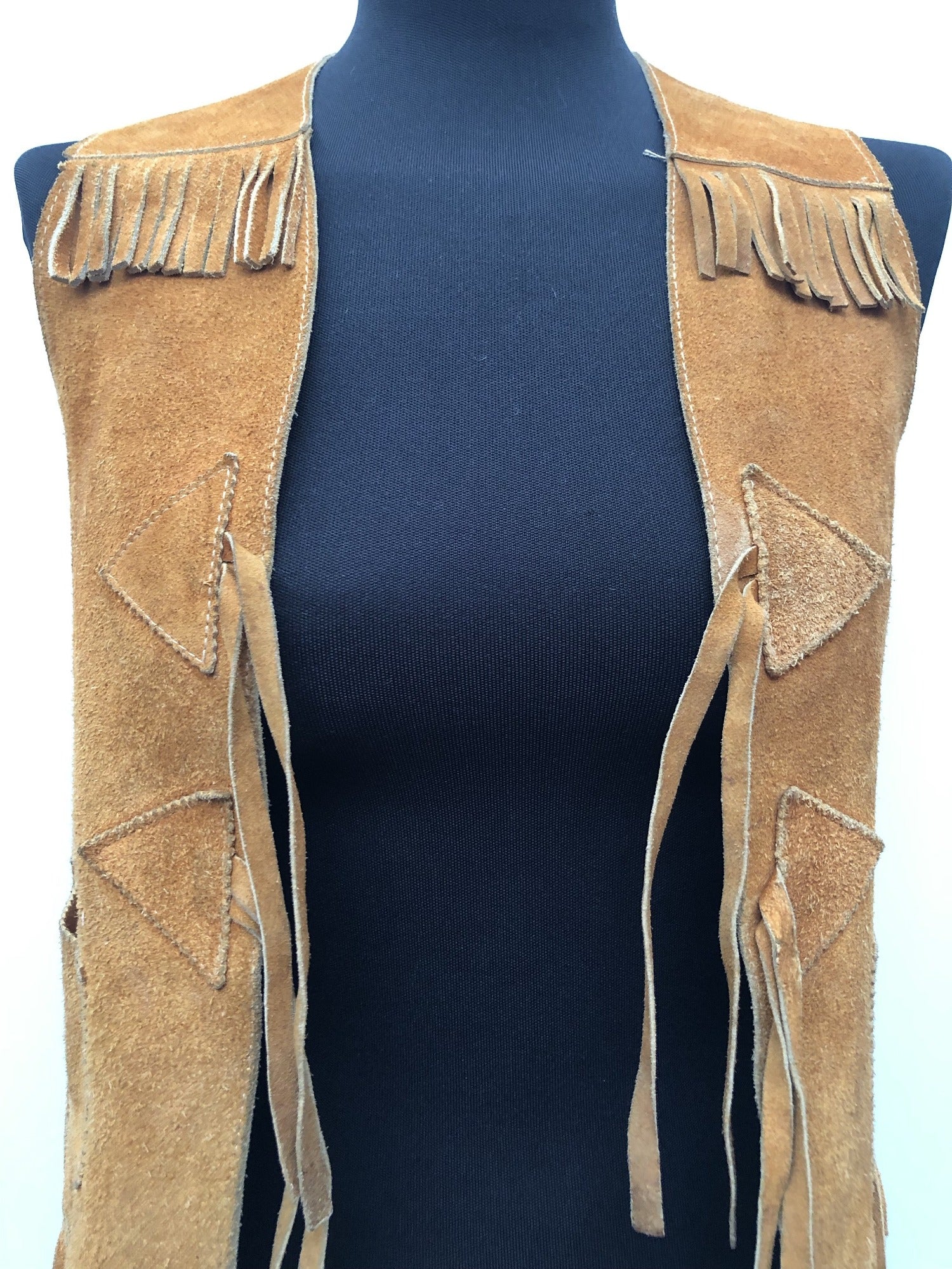 womens  waistcoat  vintage  Urban Village Vintage  urban village  Suede Jacket  suede fringing  Suede  sleevless  short  Jacket  fringing  fringed  fringe  festival  brown  70s  6