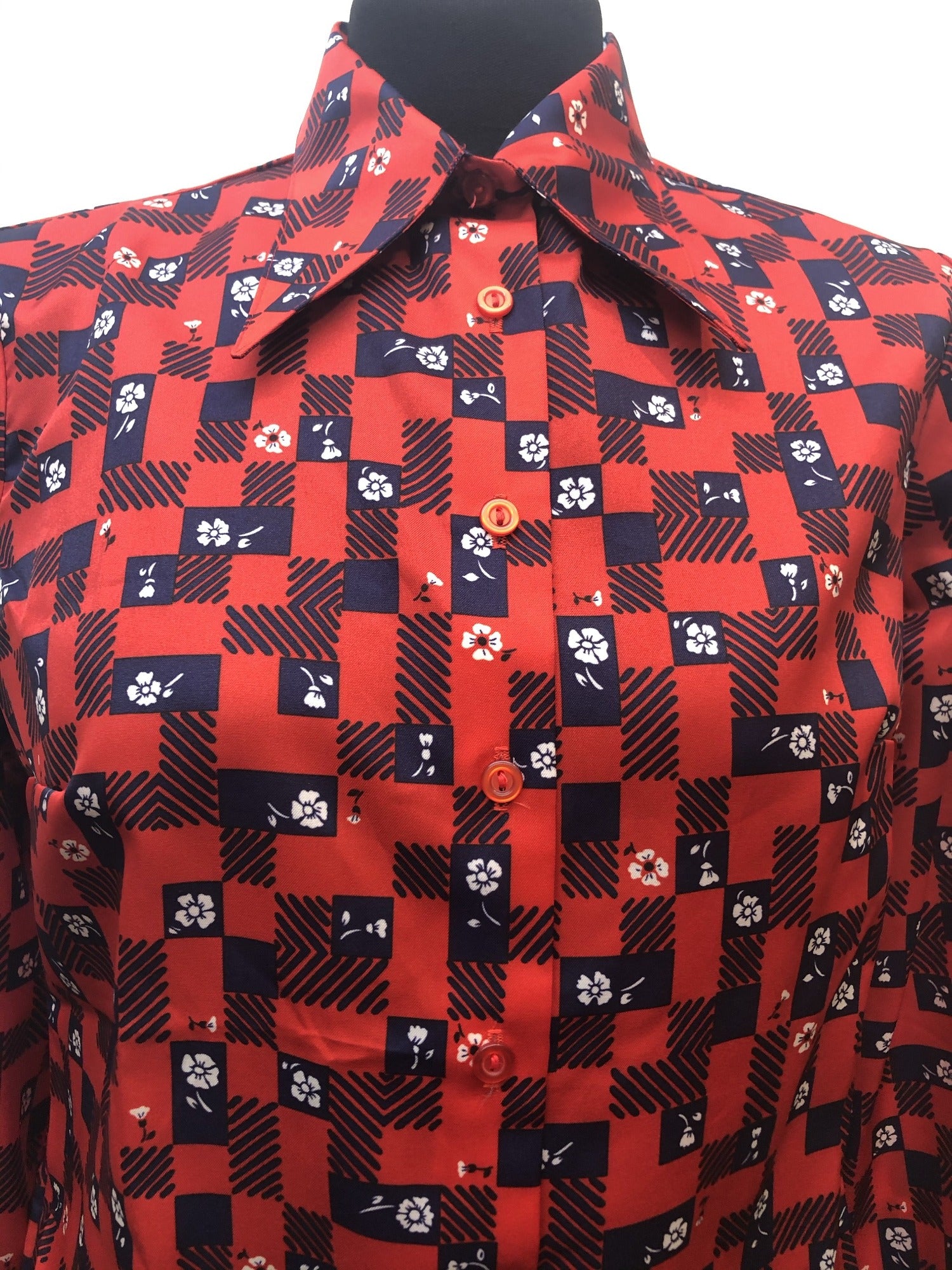 womens  vintage  Urban Village Vintage  top  St Michael  square print  square pattern  red  floral  dagger collar  Blue  blouse  70s  1970s  14