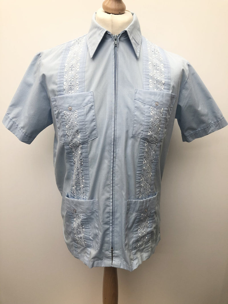 L  zip  vintage  Urban Village Vintage  urban village  urban  summer  retro  mens  guayabera  embroidered pattern  Embroidered  cuban  collar  blue  big collar  70s  70  1970s